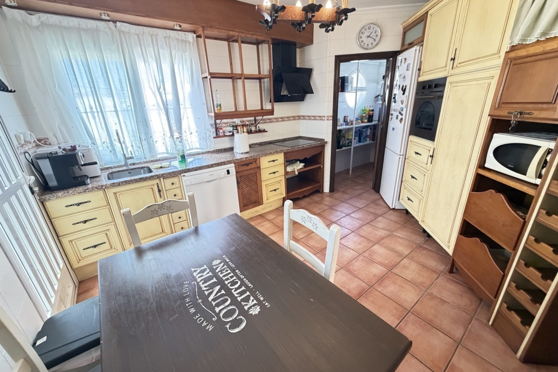 Resale - Townhouse -
Pilar De La Horradada