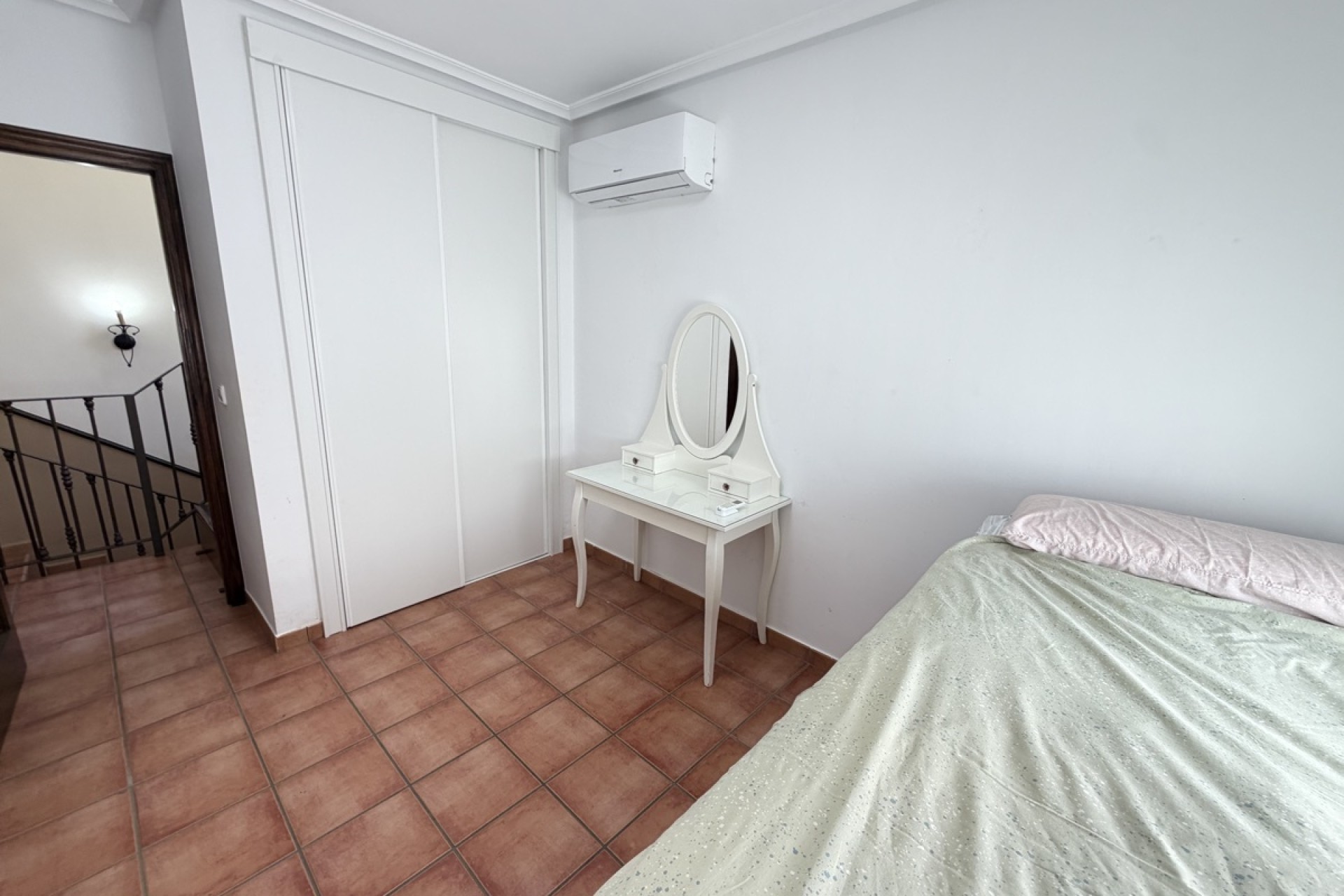Resale - Townhouse -
Pilar De La Horradada