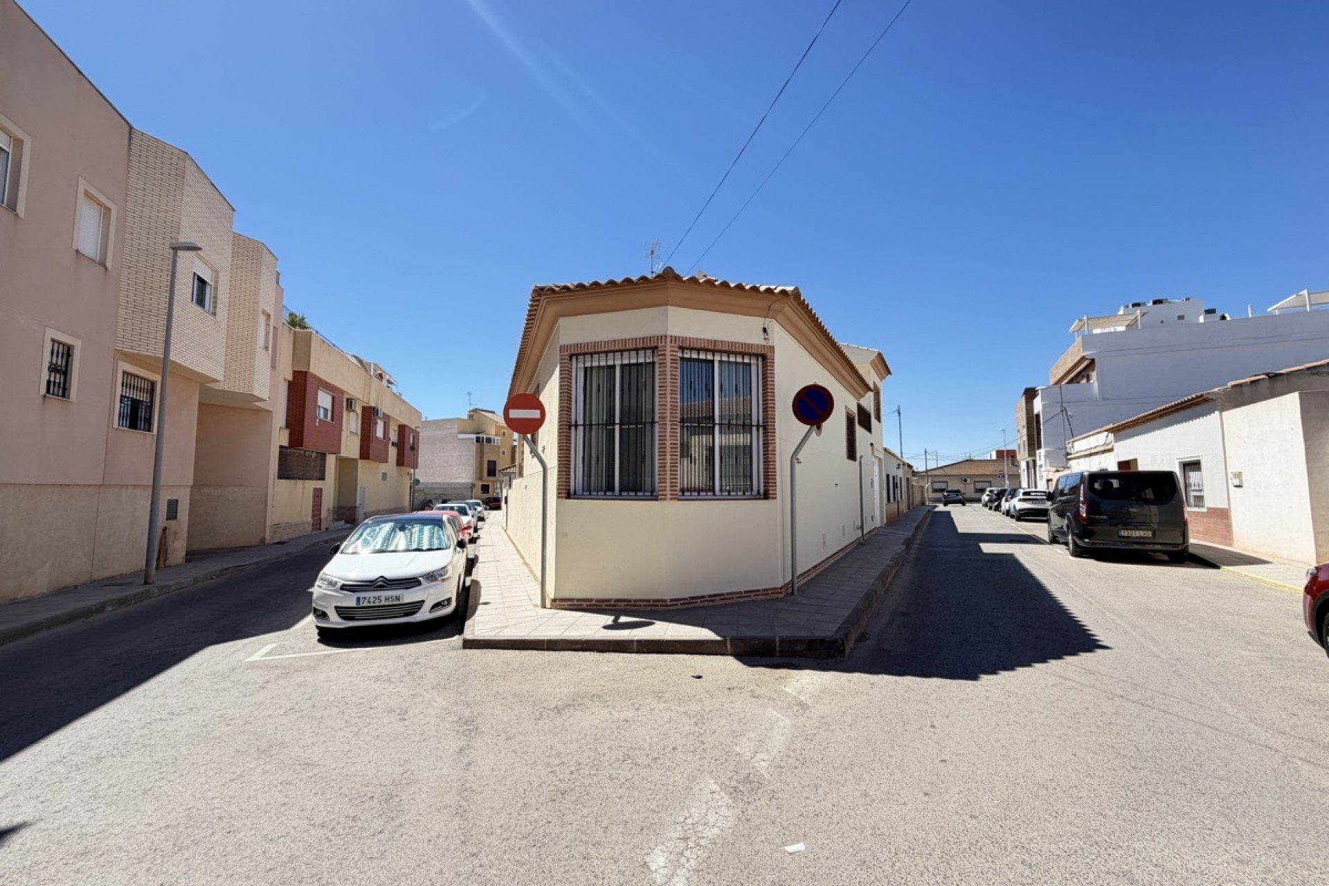 Resale - Townhouse -
Pilar De La Horradada