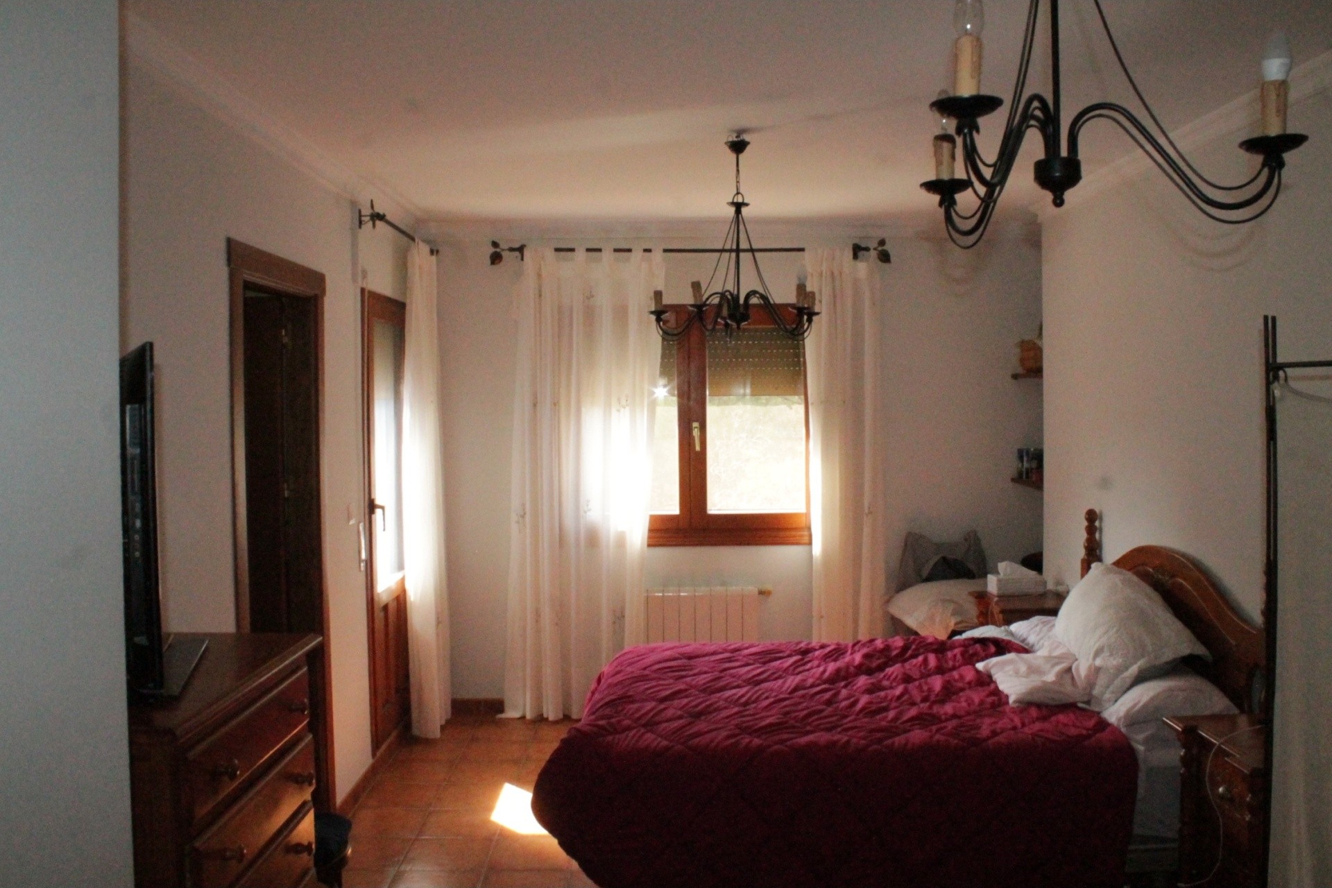 Resale - Townhouse -
Pinoso - Pinoso Alicante