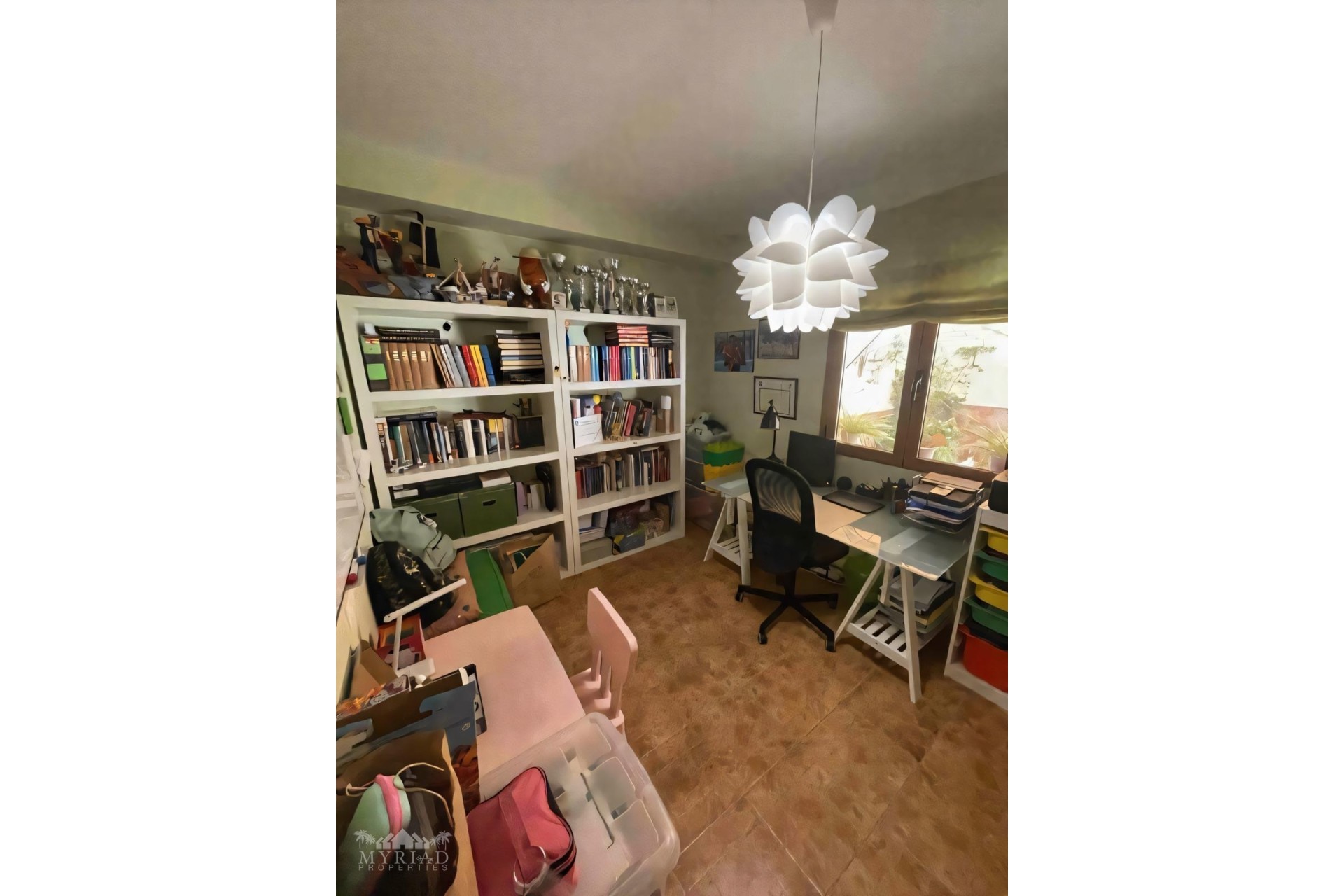Resale - Townhouse -
Pinoso - Pinoso Alicante