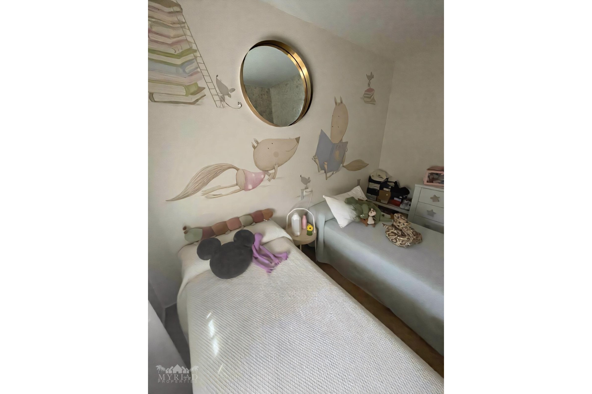 Resale - Townhouse -
Pinoso - Pinoso Alicante