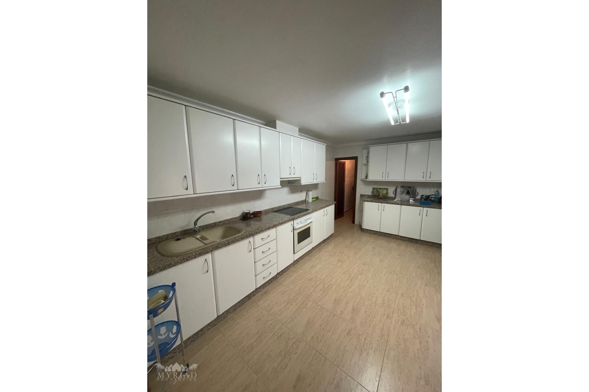 Resale - Townhouse -
Pinoso - Pinoso Alicante