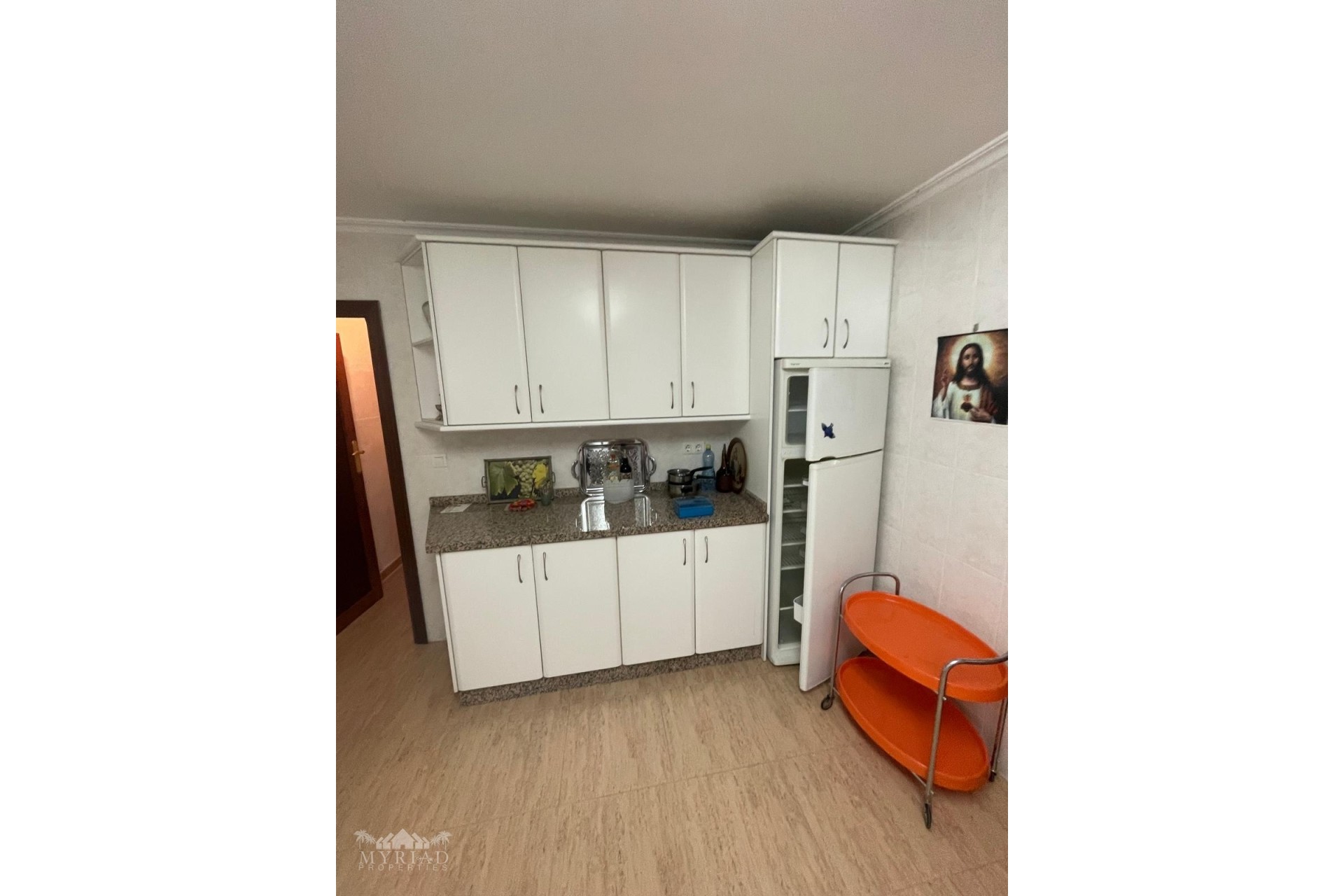 Resale - Townhouse -
Pinoso - Pinoso Alicante