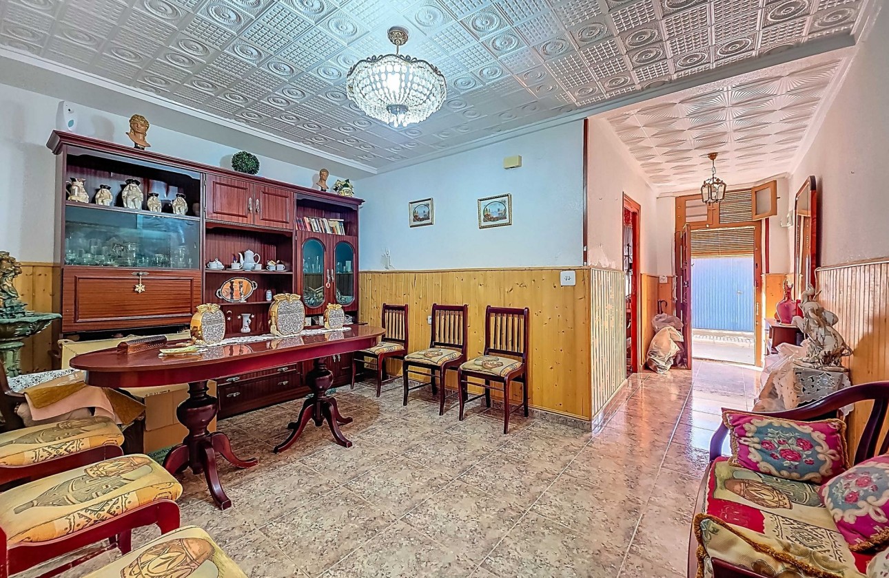 Resale - Townhouse -
Pinoso