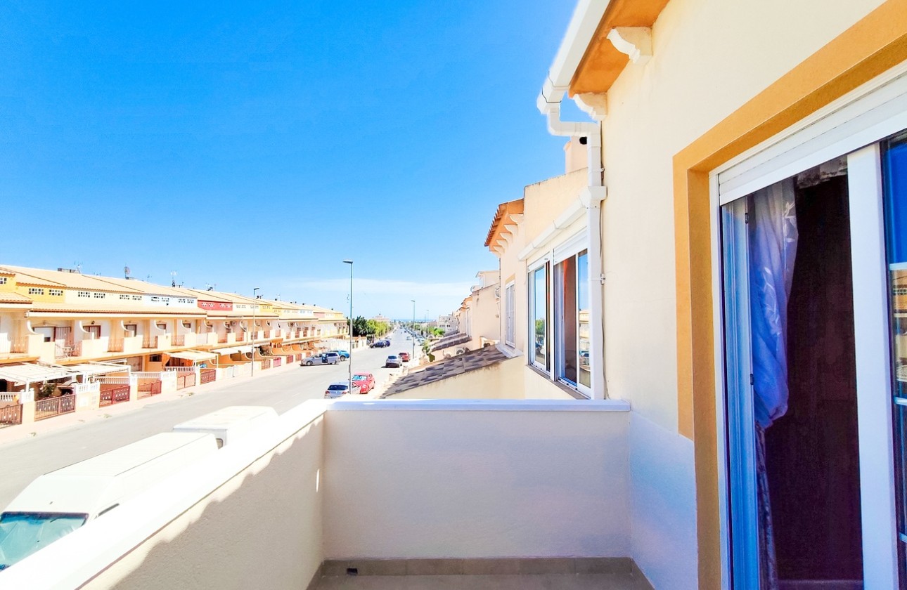 Resale - Townhouse -
Playa Flamenca