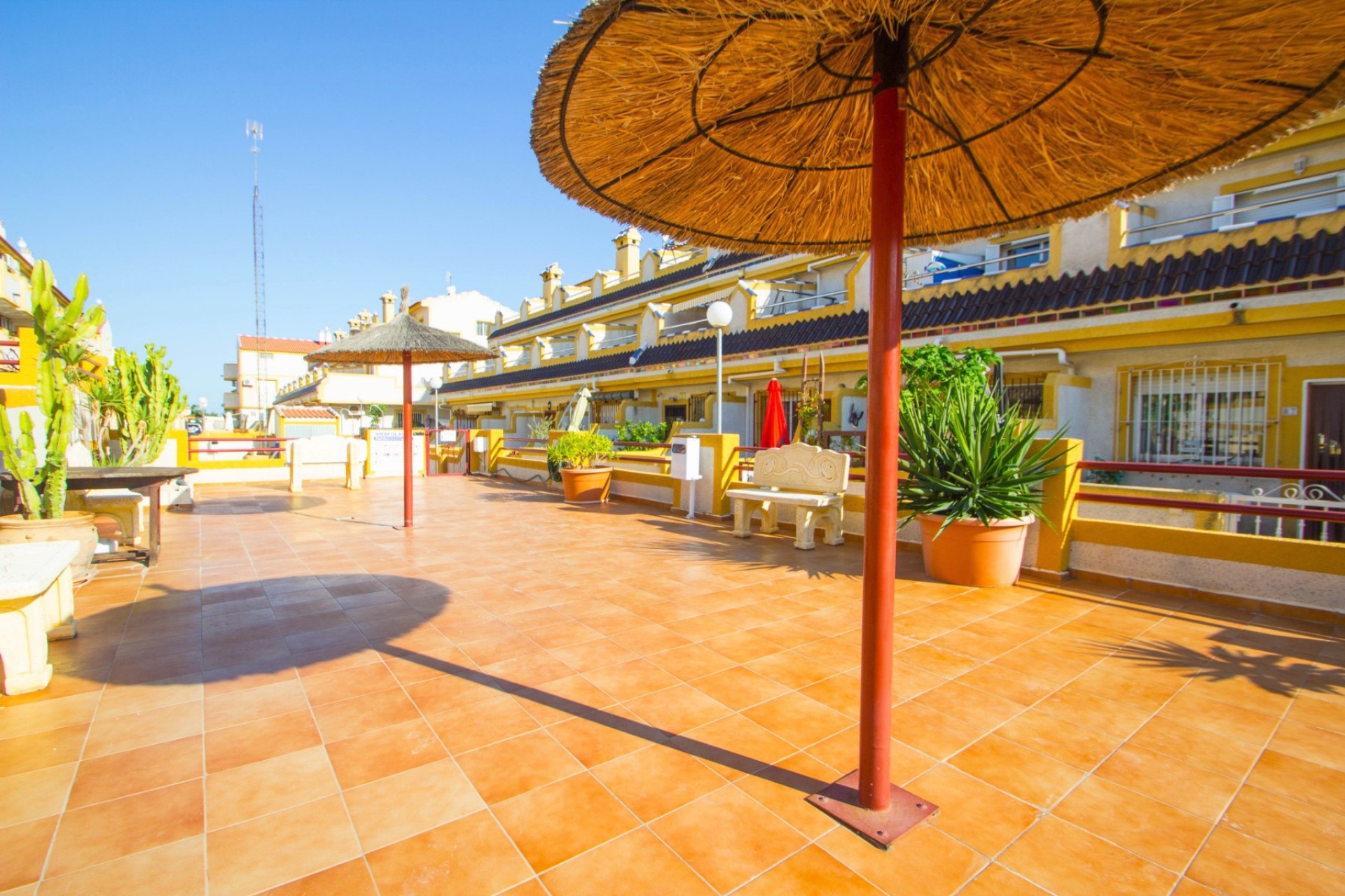 Resale - Townhouse -
Playa Flamenca