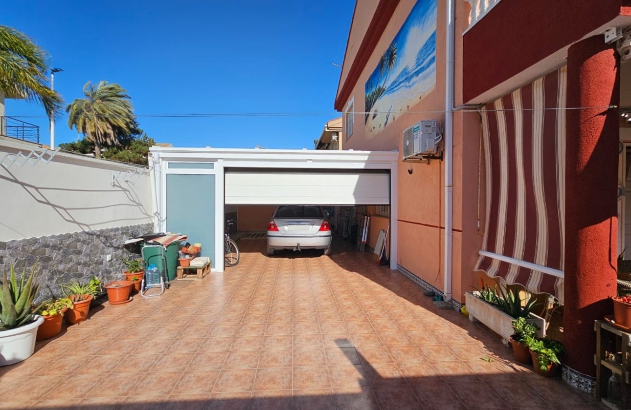 Resale - Townhouse -
San Javier - Santiago de la Ribera