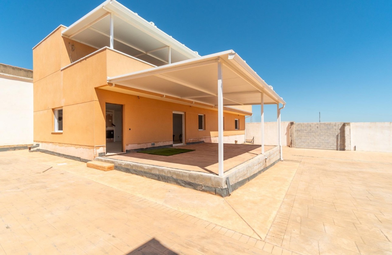Resale - Townhouse -
San Miguel de Salinas - Torremendo