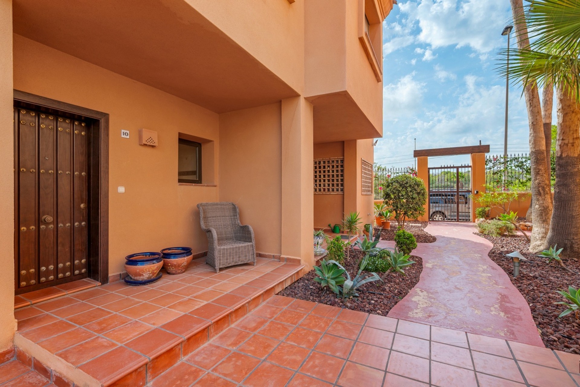 Resale - Townhouse -
San Miguel de Salinas