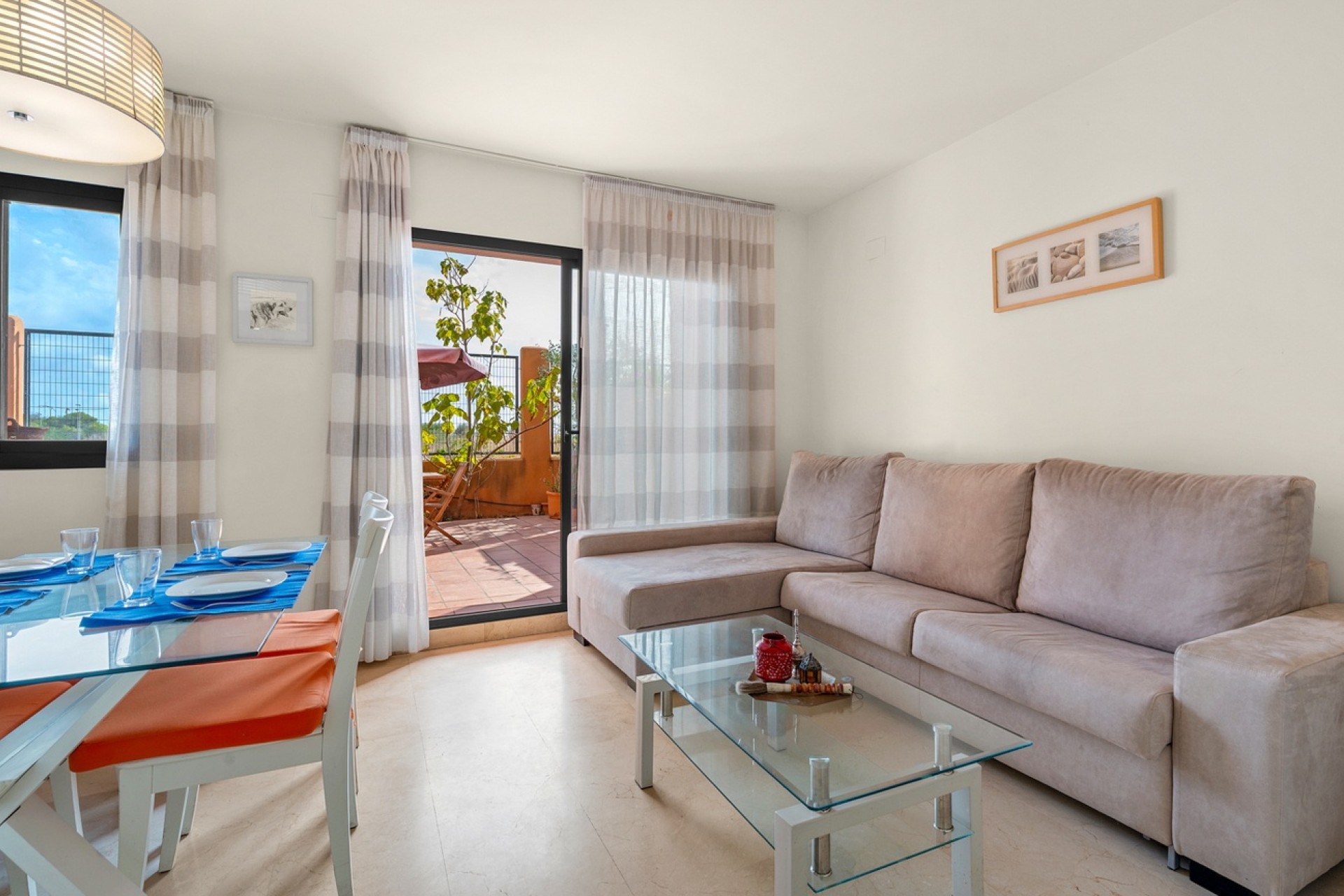 Resale - Townhouse -
San Miguel de Salinas