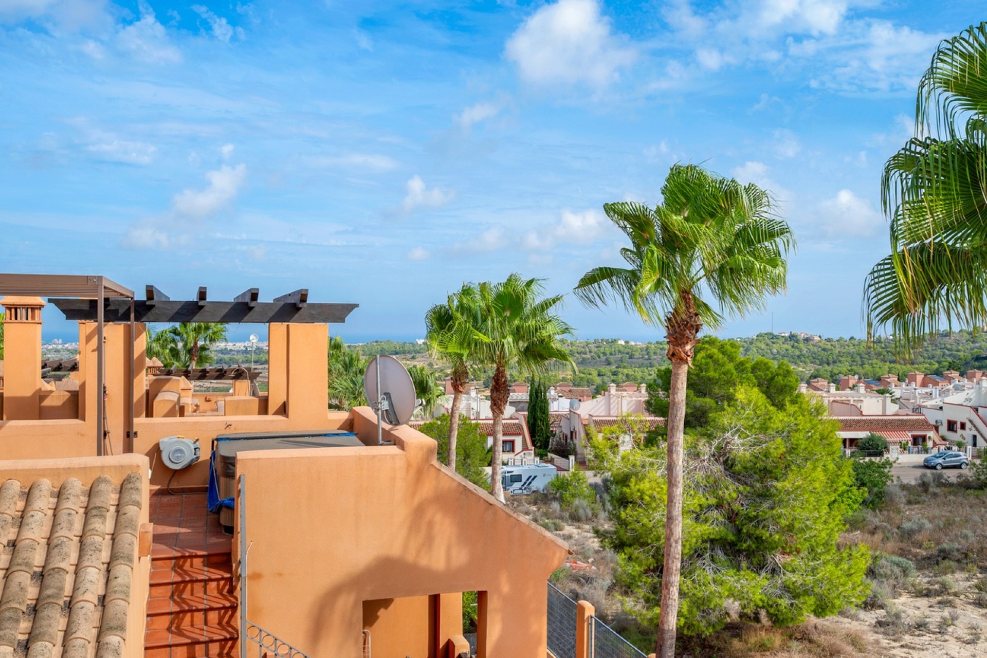 Resale - Townhouse -
San Miguel de Salinas