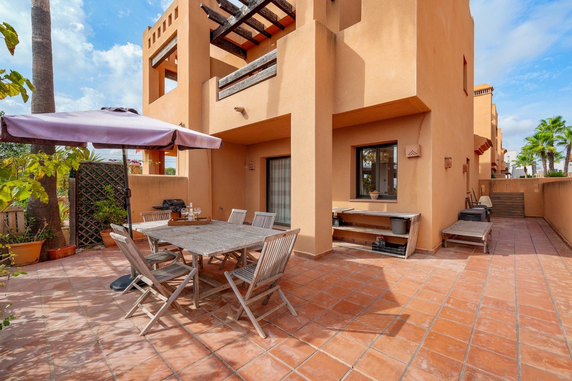 Resale - Townhouse -
San Miguel de Salinas