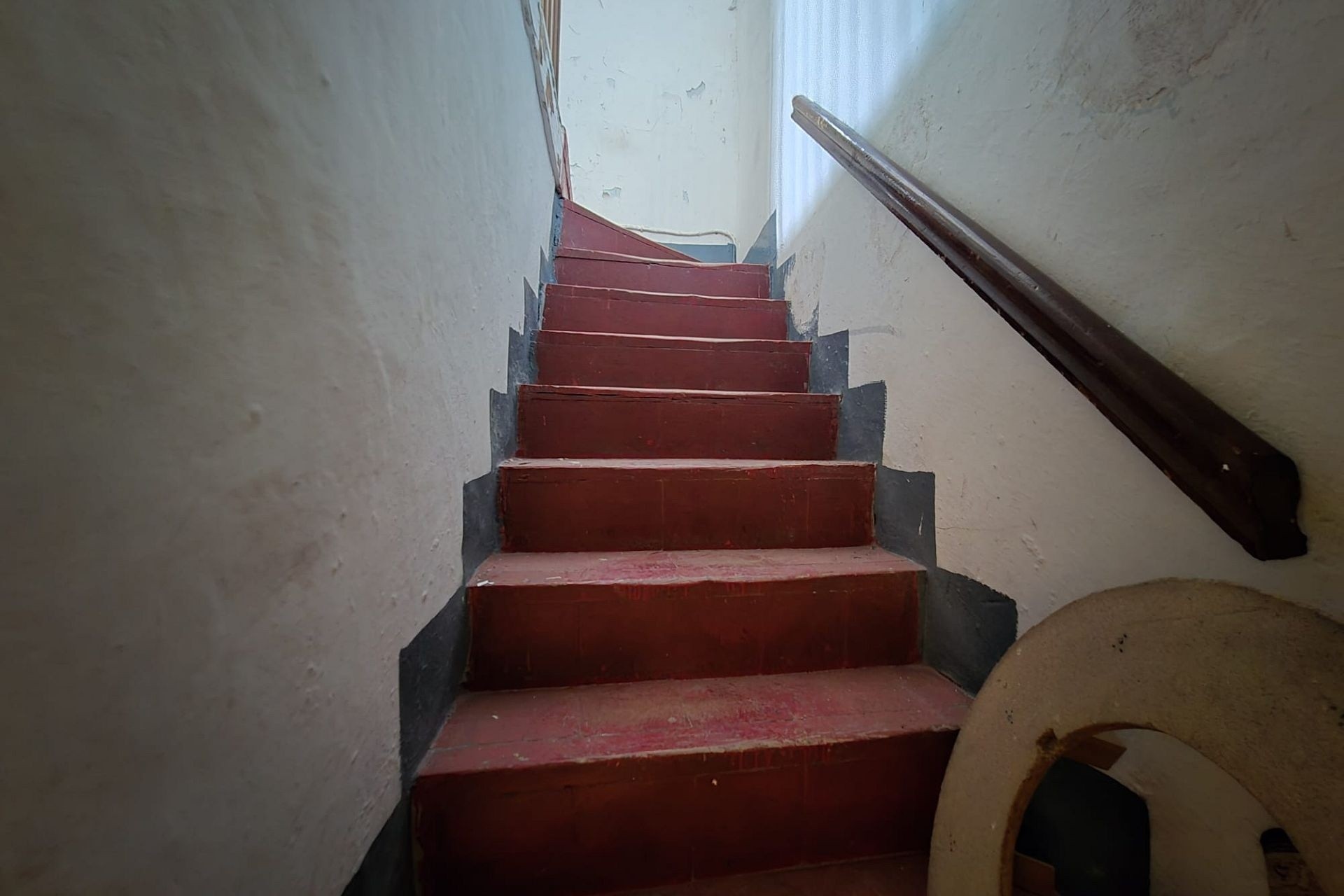 Resale - Townhouse -
Sax