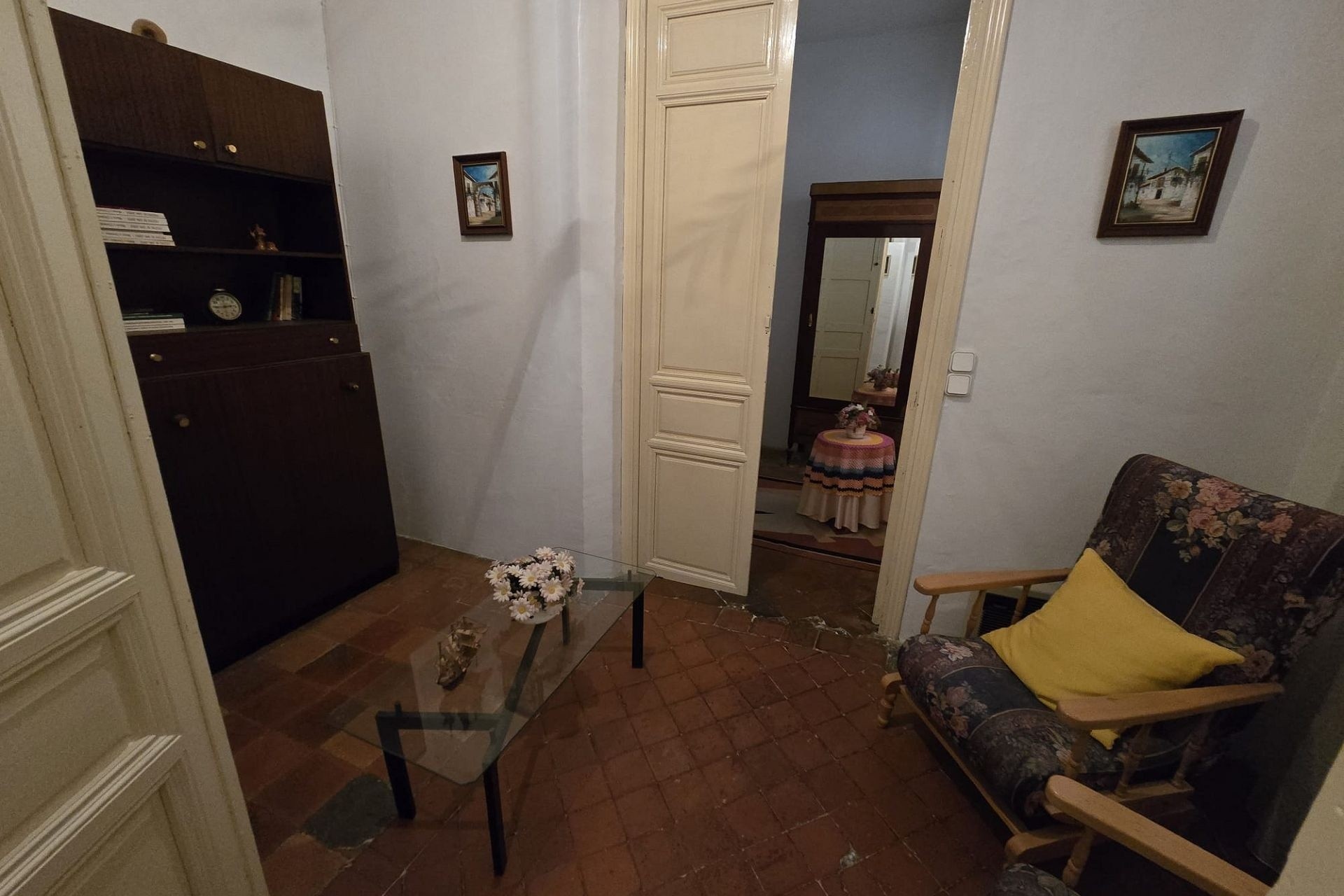 Resale - Townhouse -
Sax