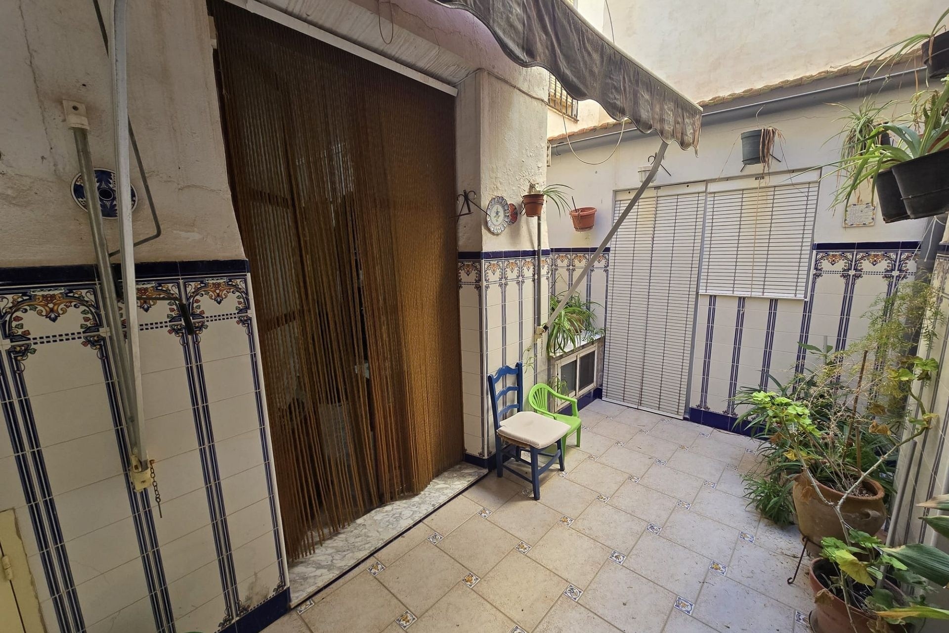 Resale - Townhouse -
Sax