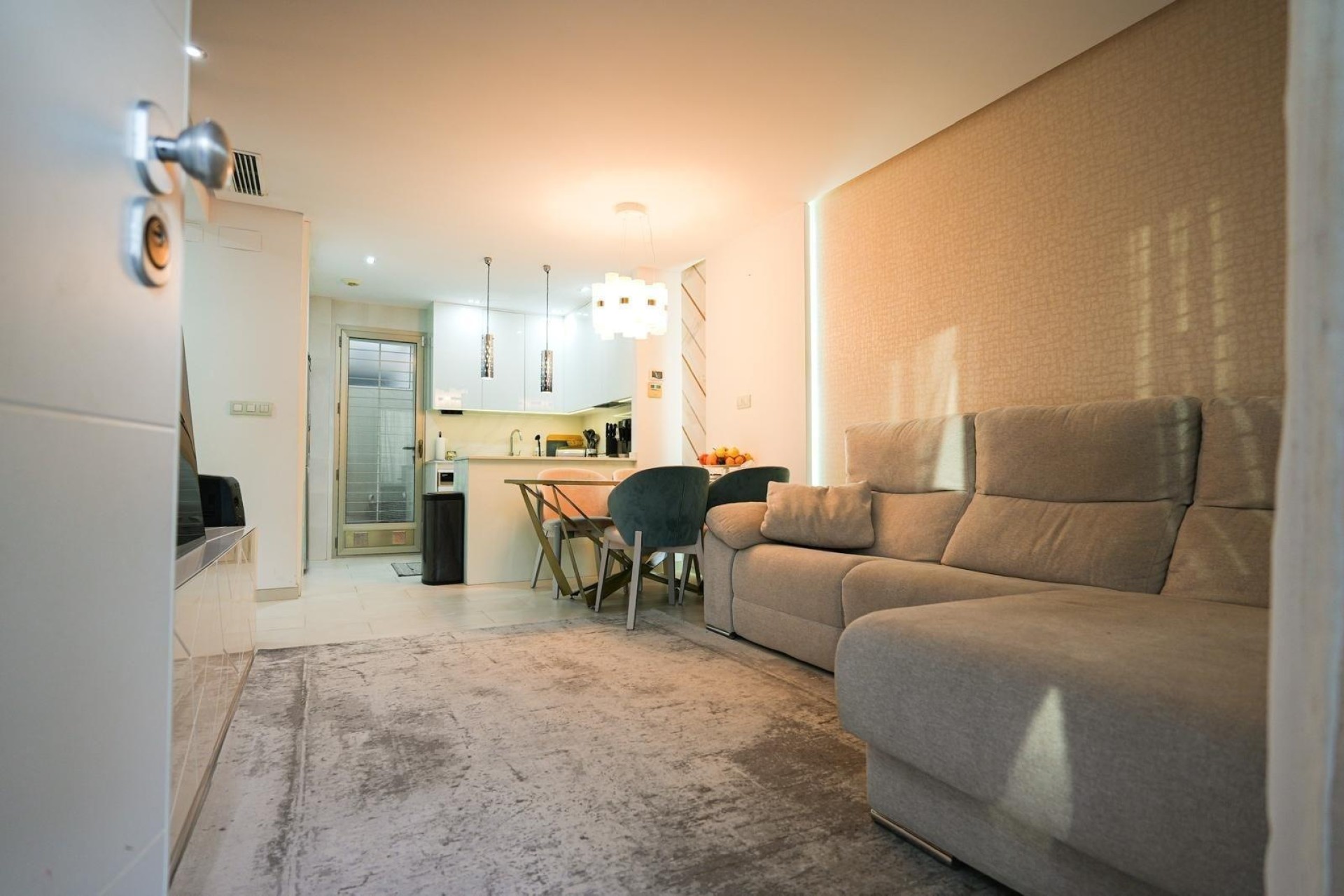 Resale - Townhouse -
Torrevieja - Aguas Nuevas
