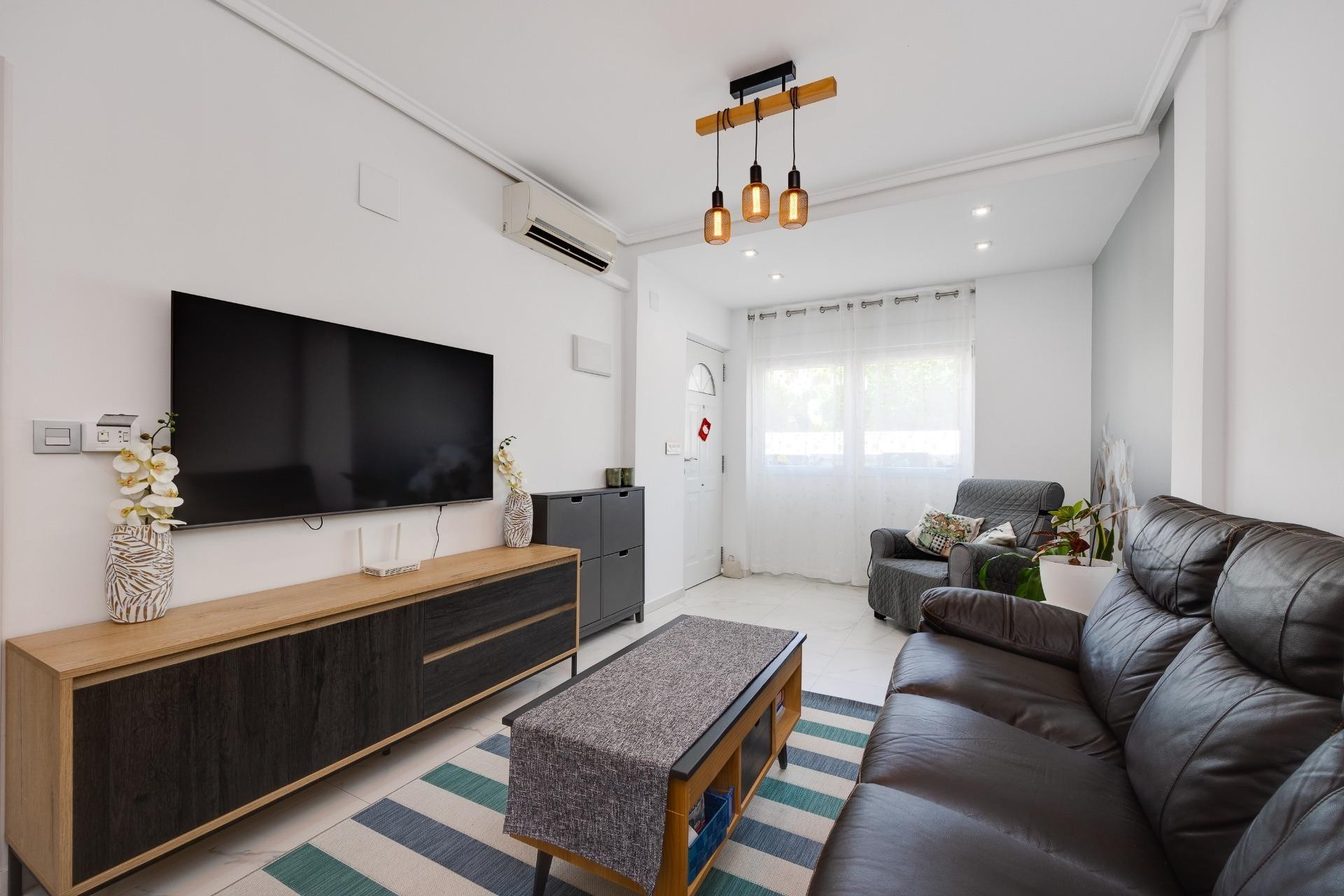 Resale - Townhouse -
Torrevieja - Aguas Nuevas