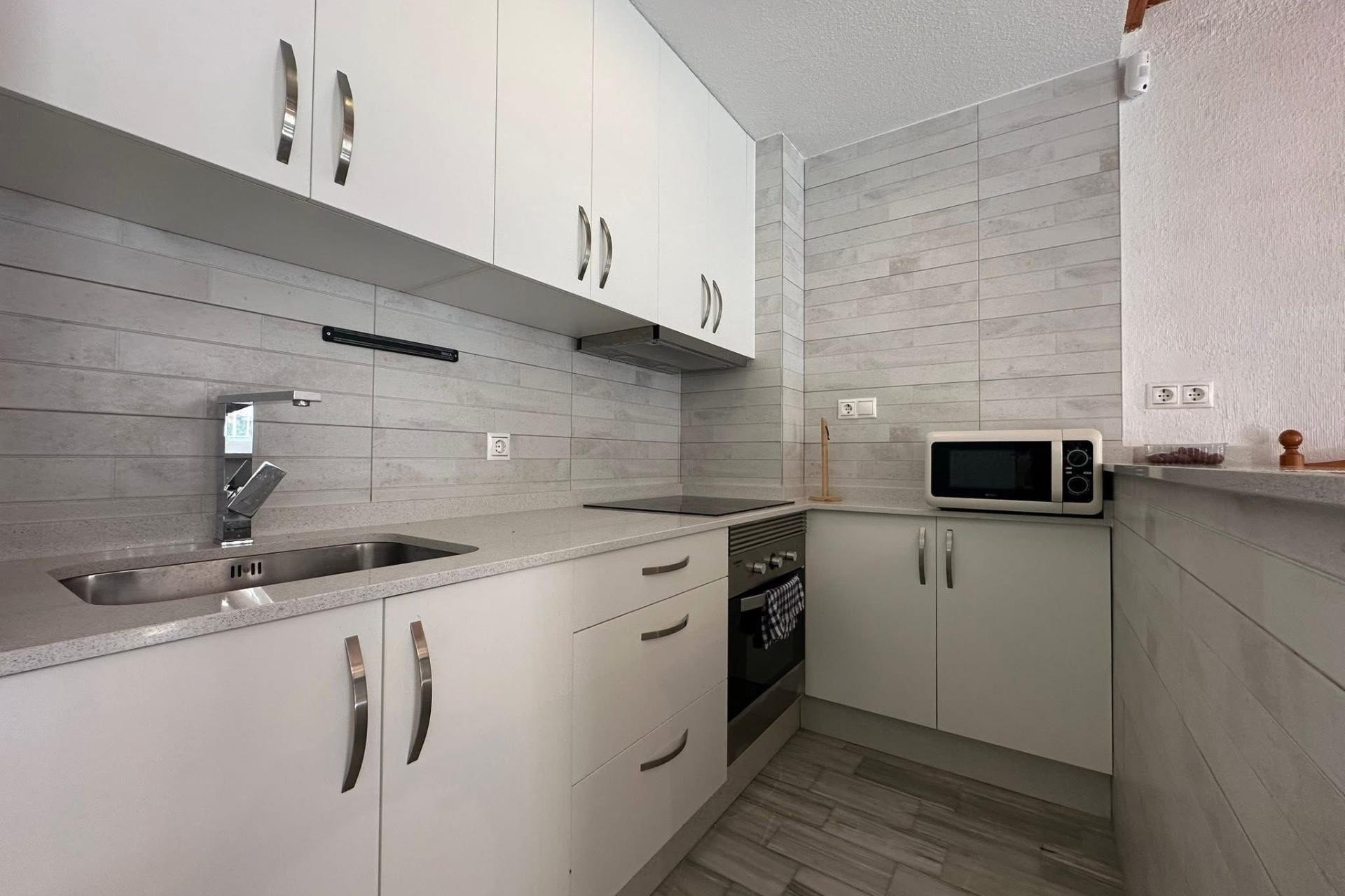 Resale - Townhouse -
Torrevieja - Cabo cervera