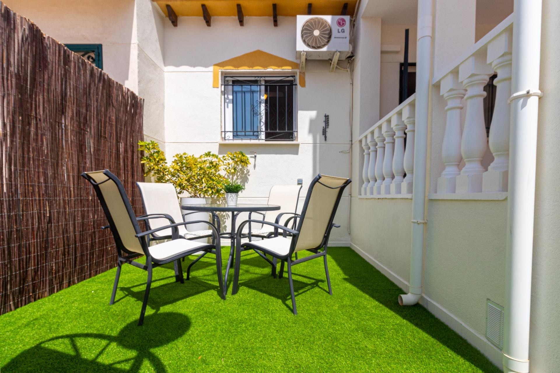 Resale - Townhouse -
Torrevieja - Los altos