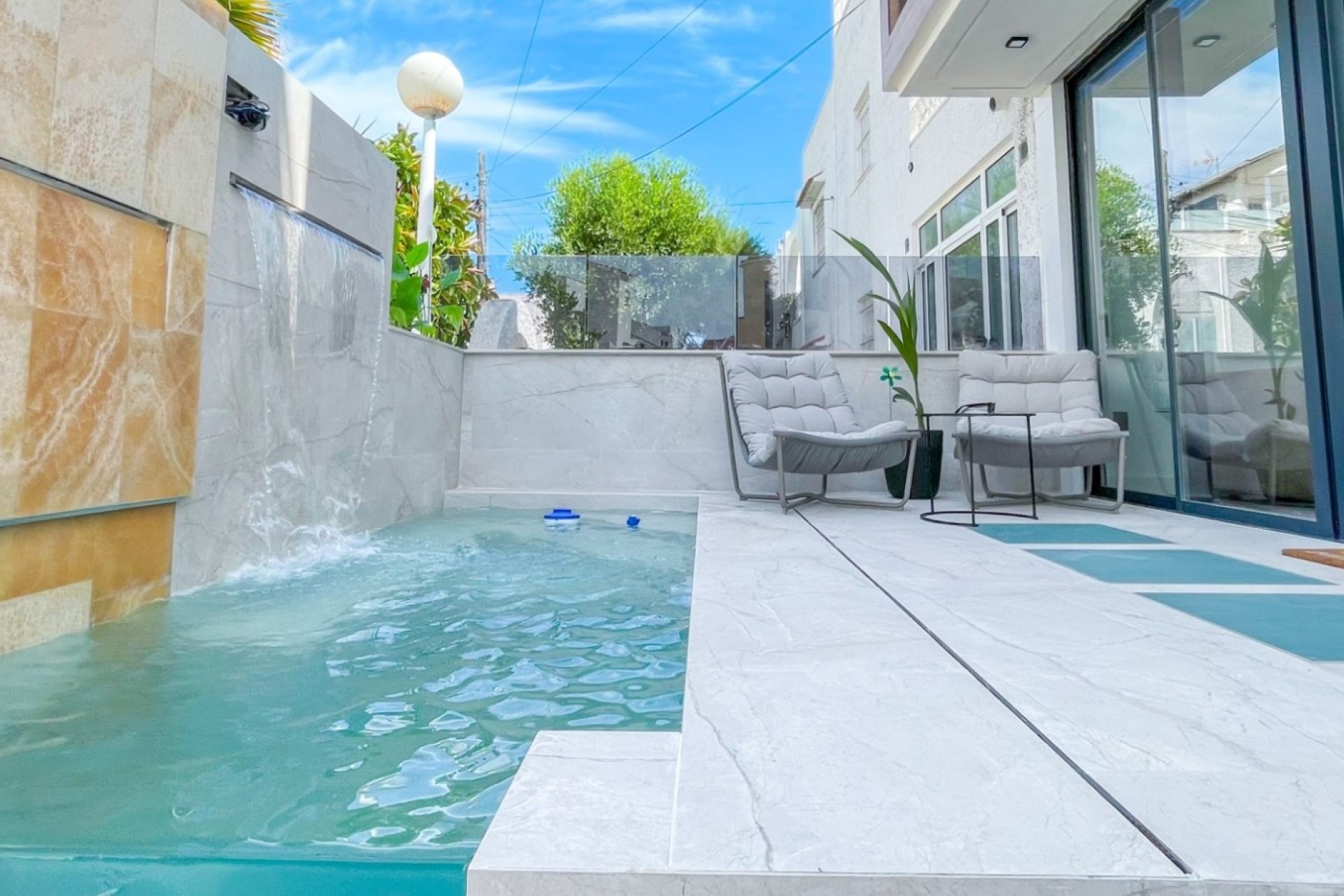 Resale - Townhouse -
Torrevieja - Nueva Torrevieja