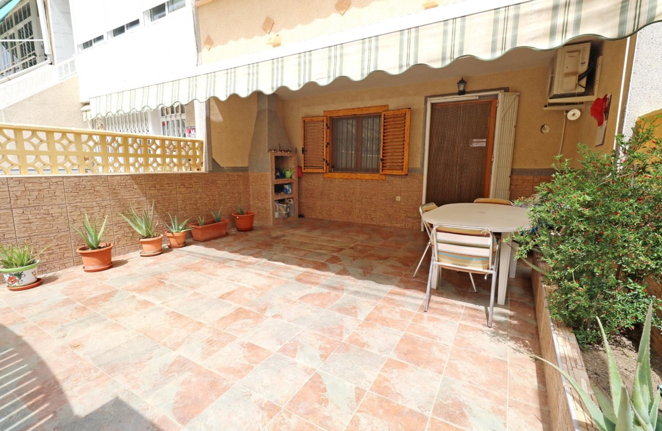 Resale - Townhouse -
Torrevieja - Playa de los Naufragos