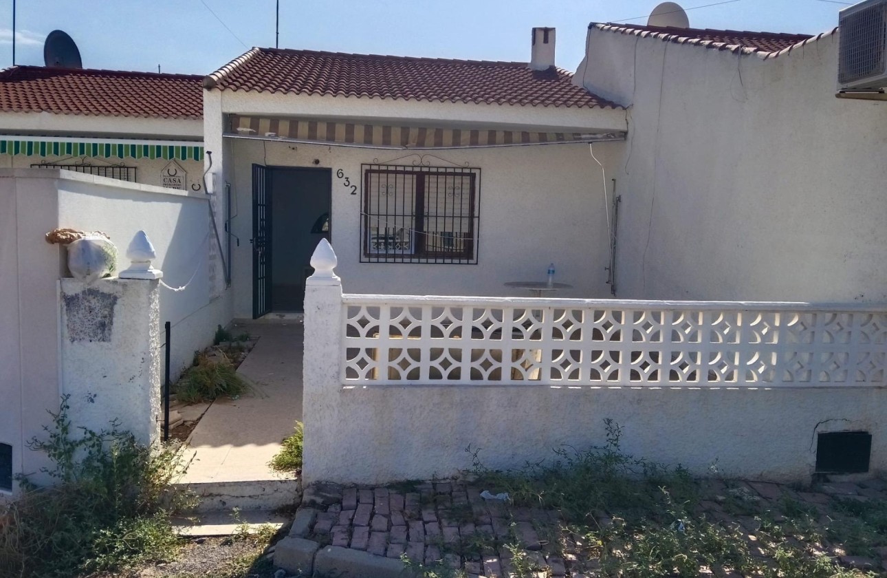 Resale - Townhouse -
Torrevieja - Torretas