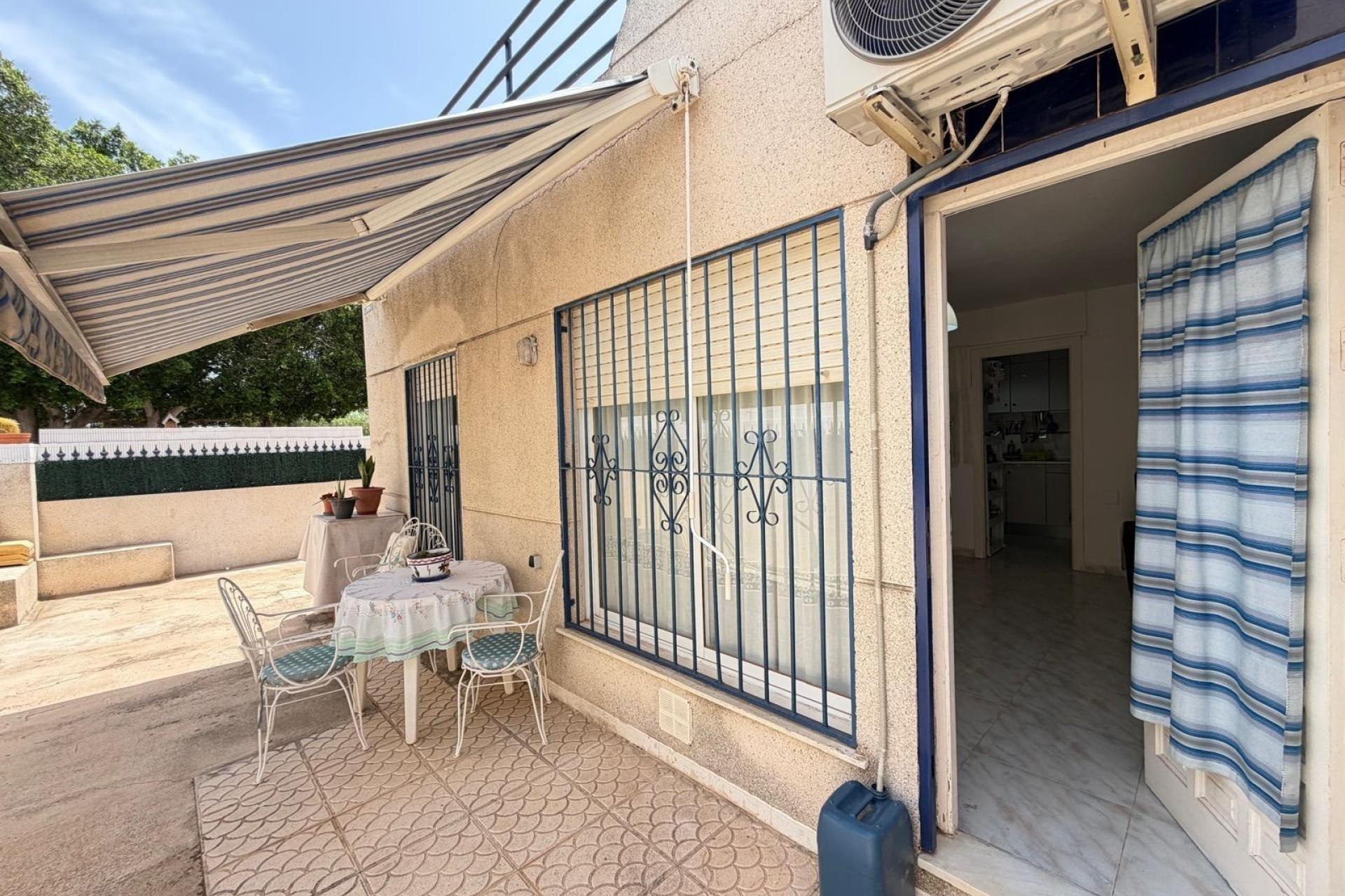 Resale - Townhouse -
Torrevieja