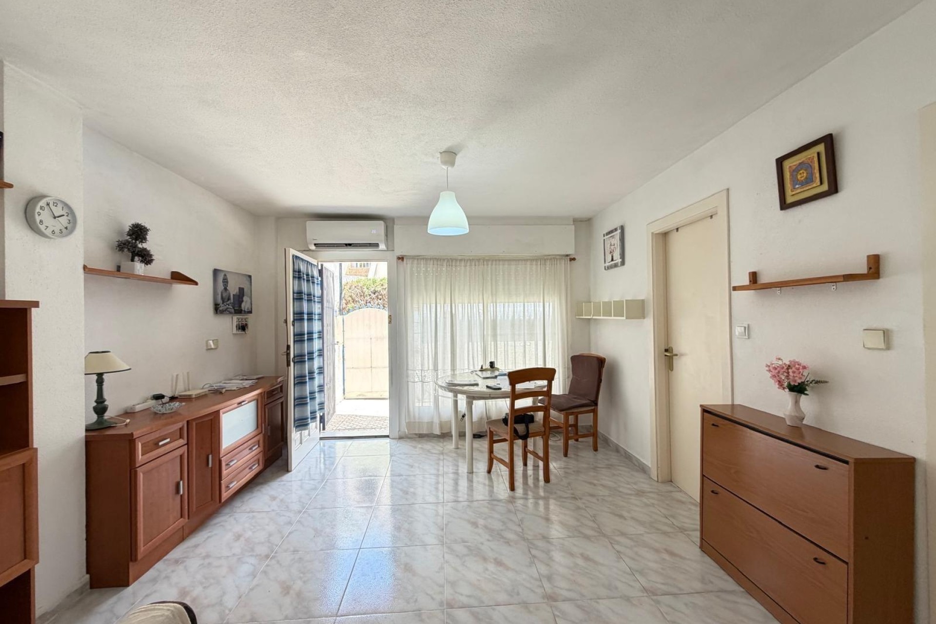Resale - Townhouse -
Torrevieja