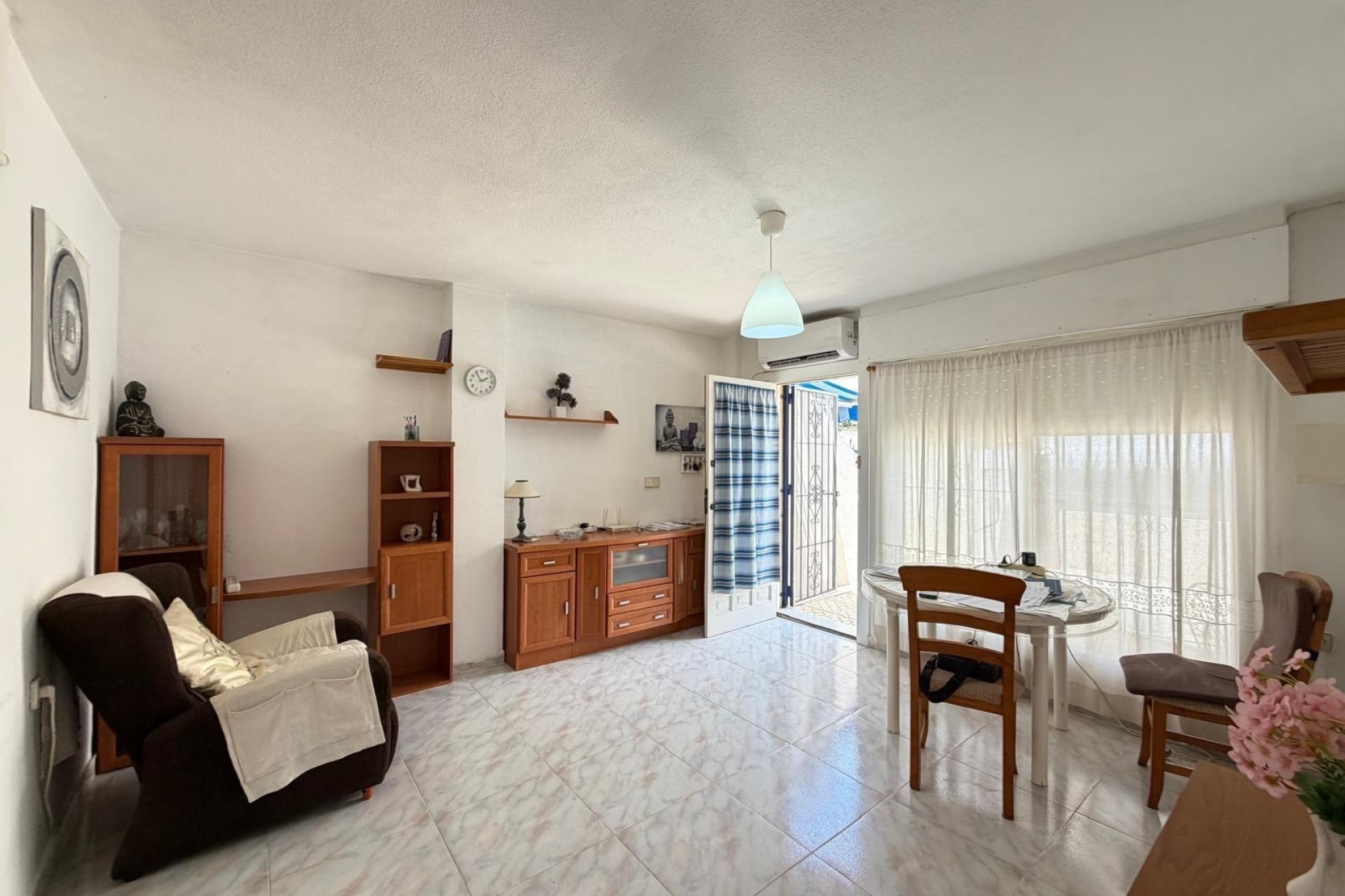 Resale - Townhouse -
Torrevieja