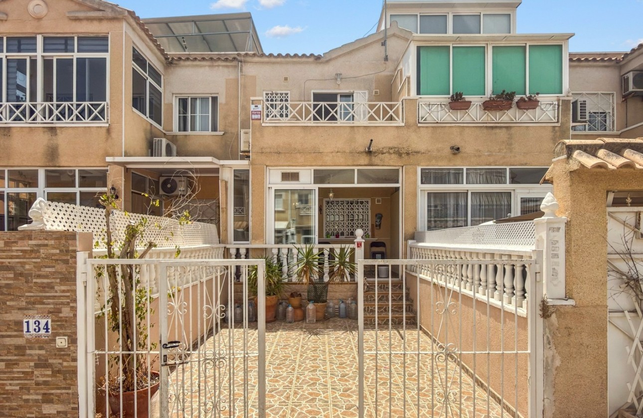 Resale - Townhouse -
Torrevieja