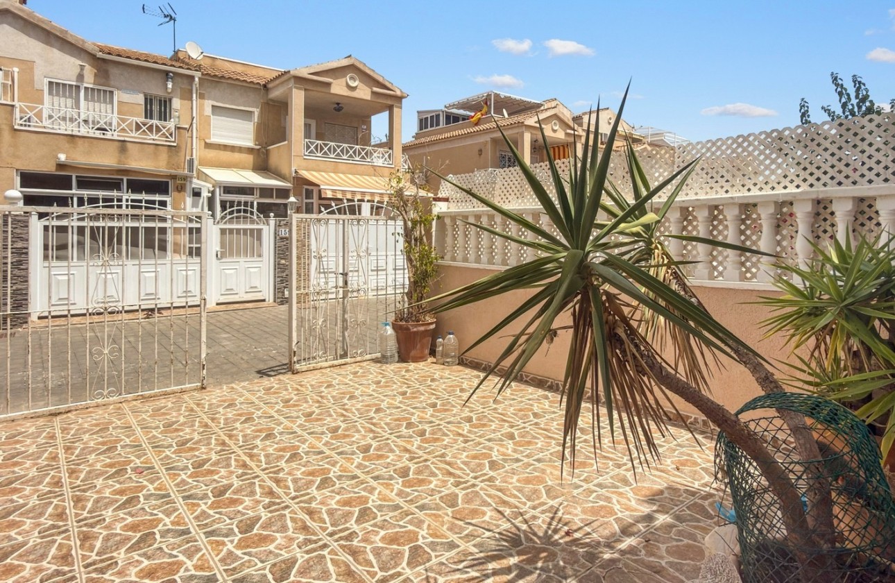 Resale - Townhouse -
Torrevieja