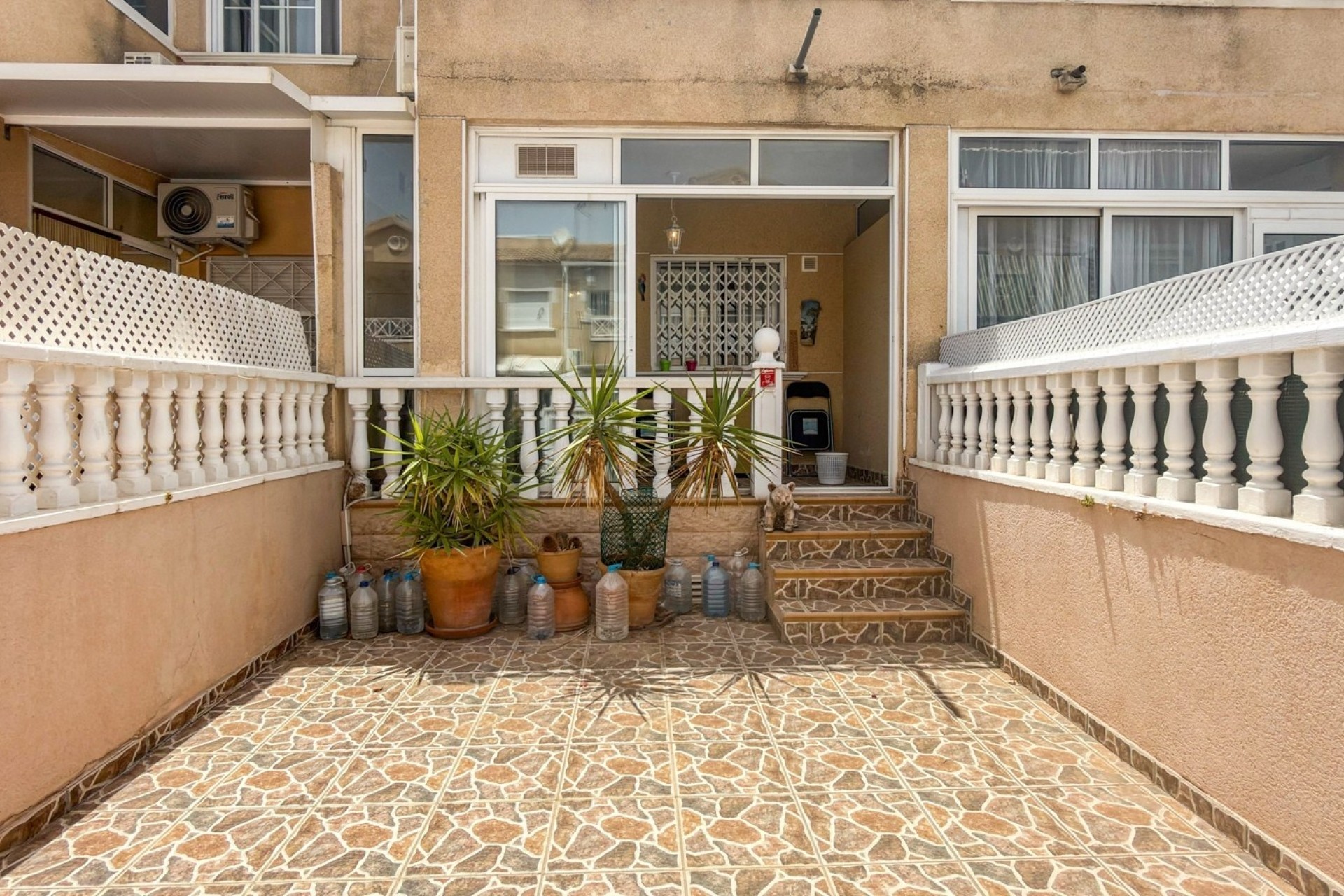 Resale - Townhouse -
Torrevieja