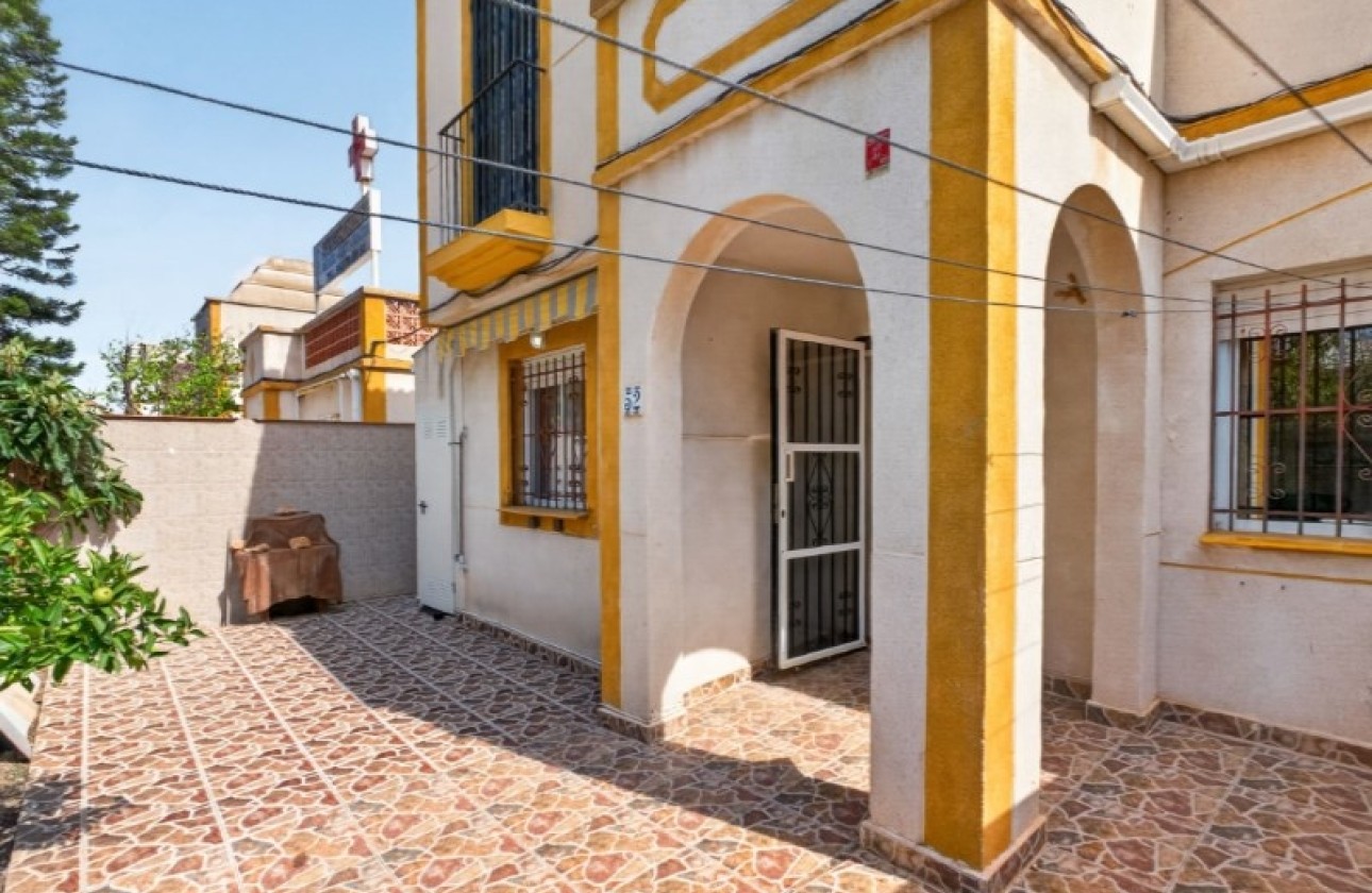 Resale - Townhouse -
Torrevieja