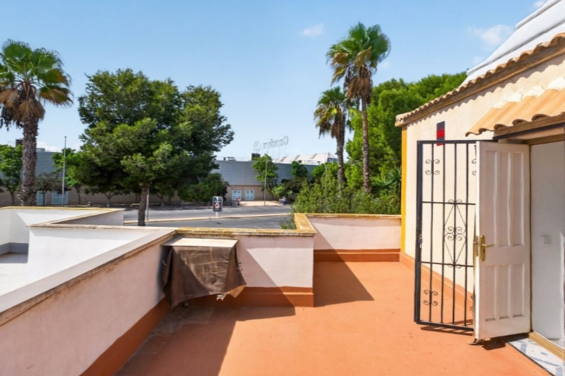 Resale - Townhouse -
Torrevieja