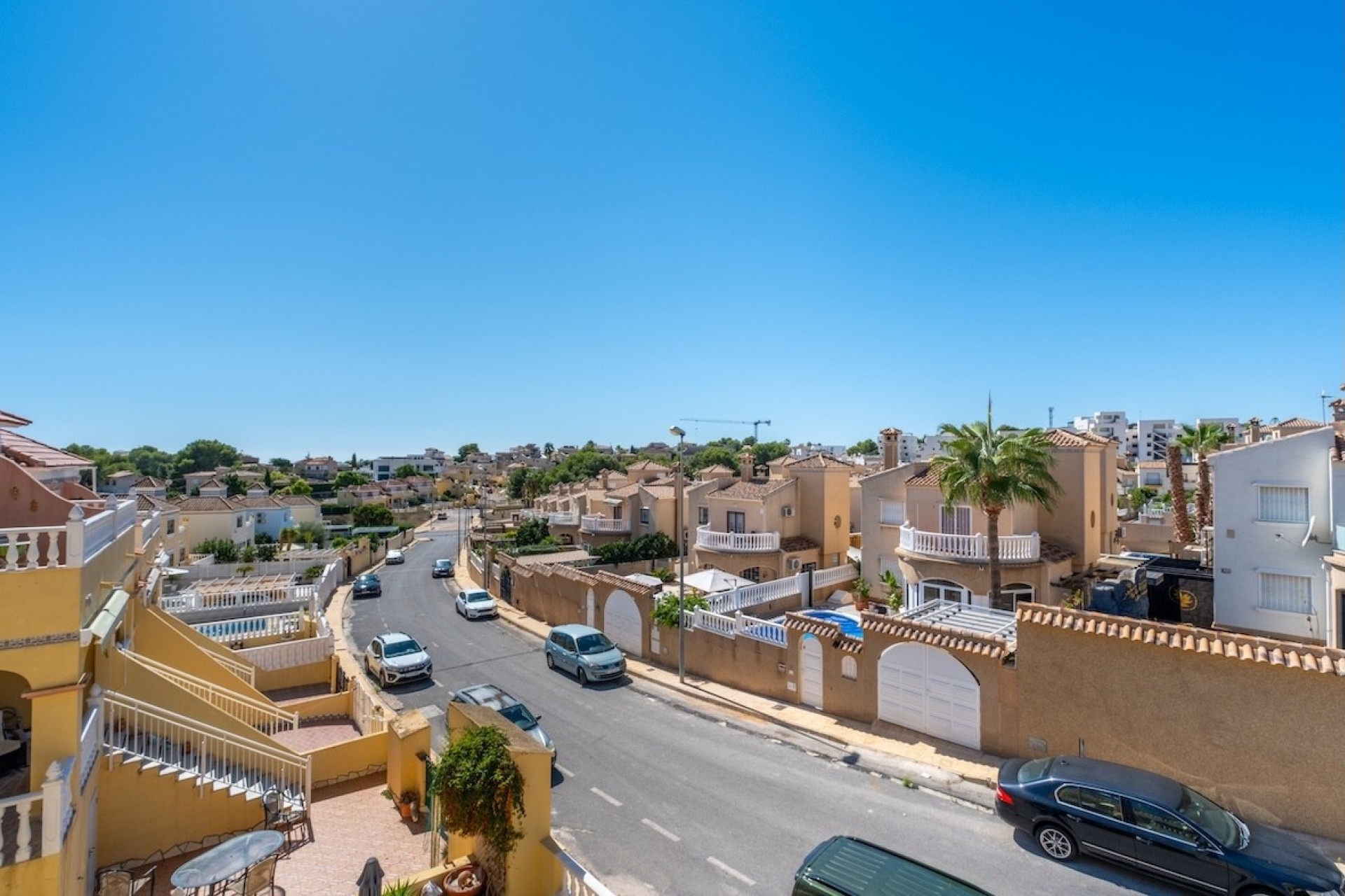 Resale - Townhouse -
Villamartín - El Galan