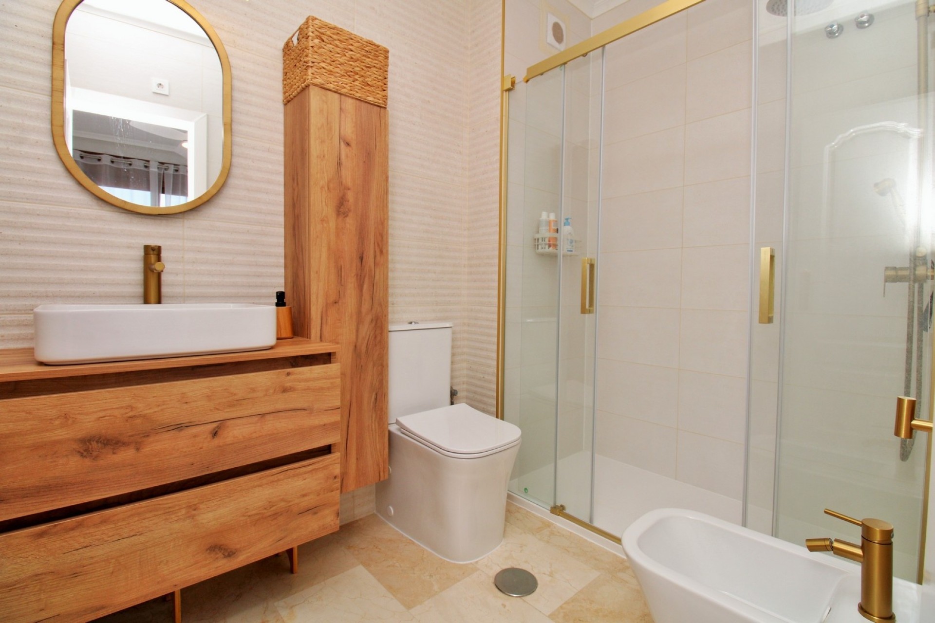Resale - Townhouse -
Villamartín - PAU 8