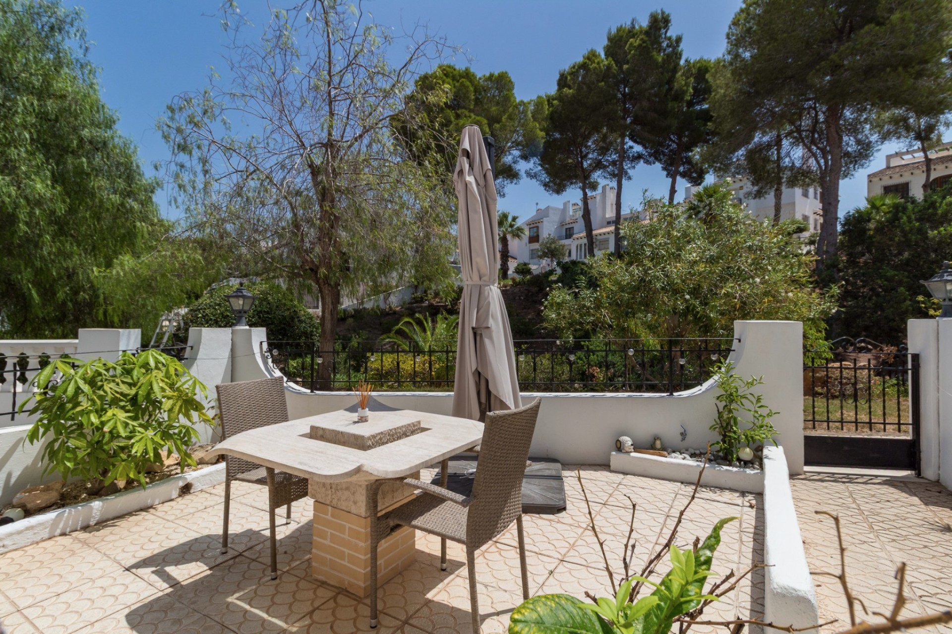 Resale - Townhouse -
Villamartín - Verdemar