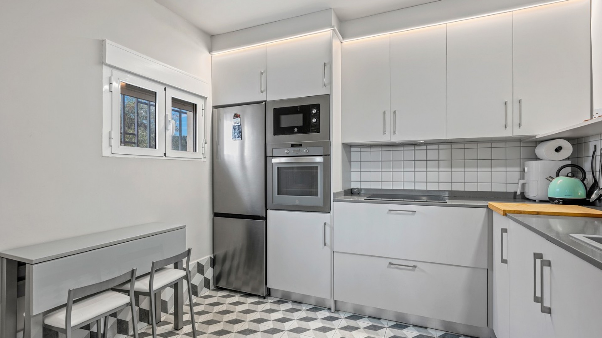 Resale - Villa -
Elche - Elche/Elx