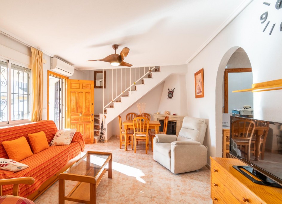 Resale - Villa -
Orihuela Costa - Playa Flamenca