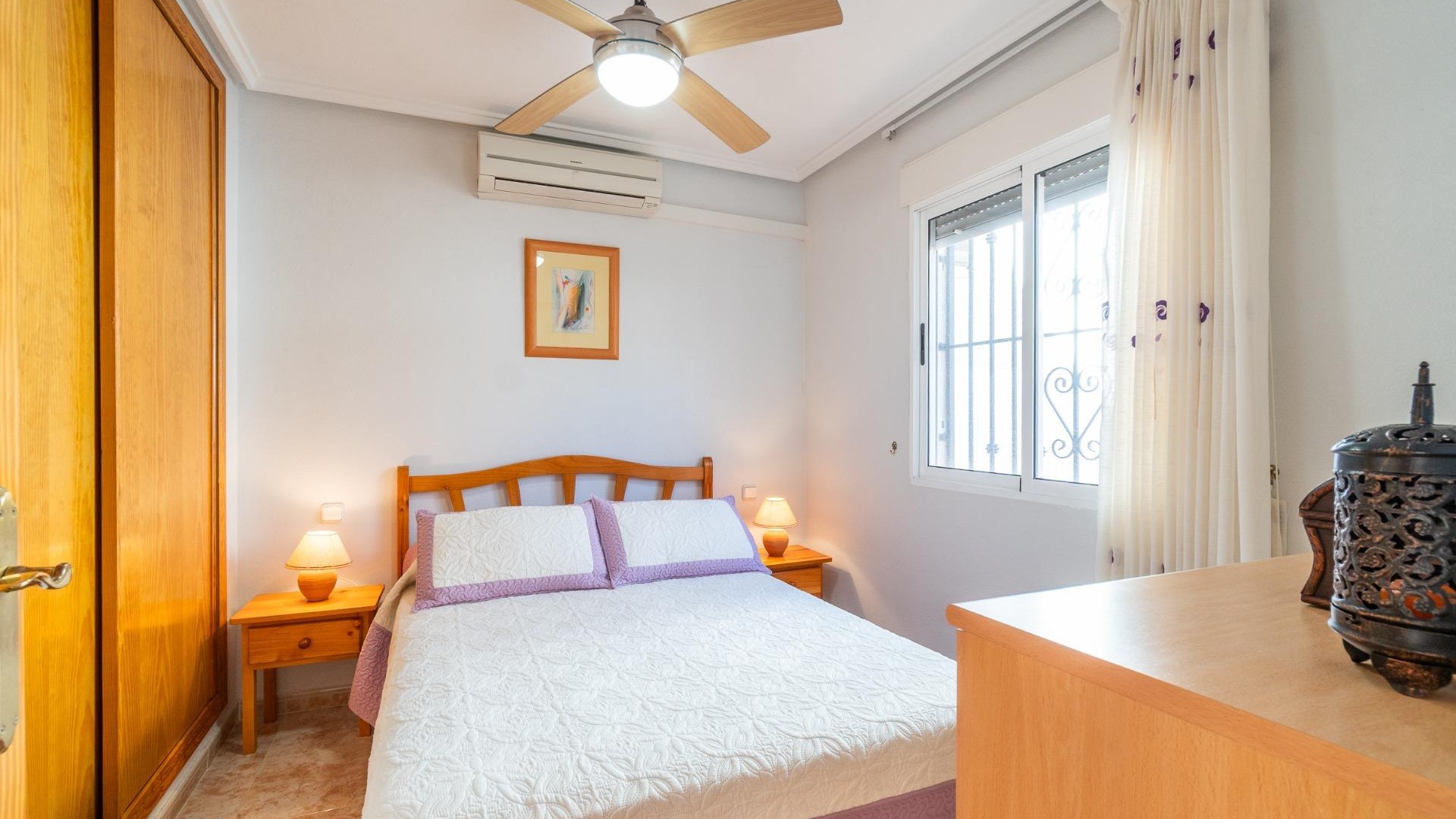 Resale - Villa -
Orihuela Costa - Playa Flamenca