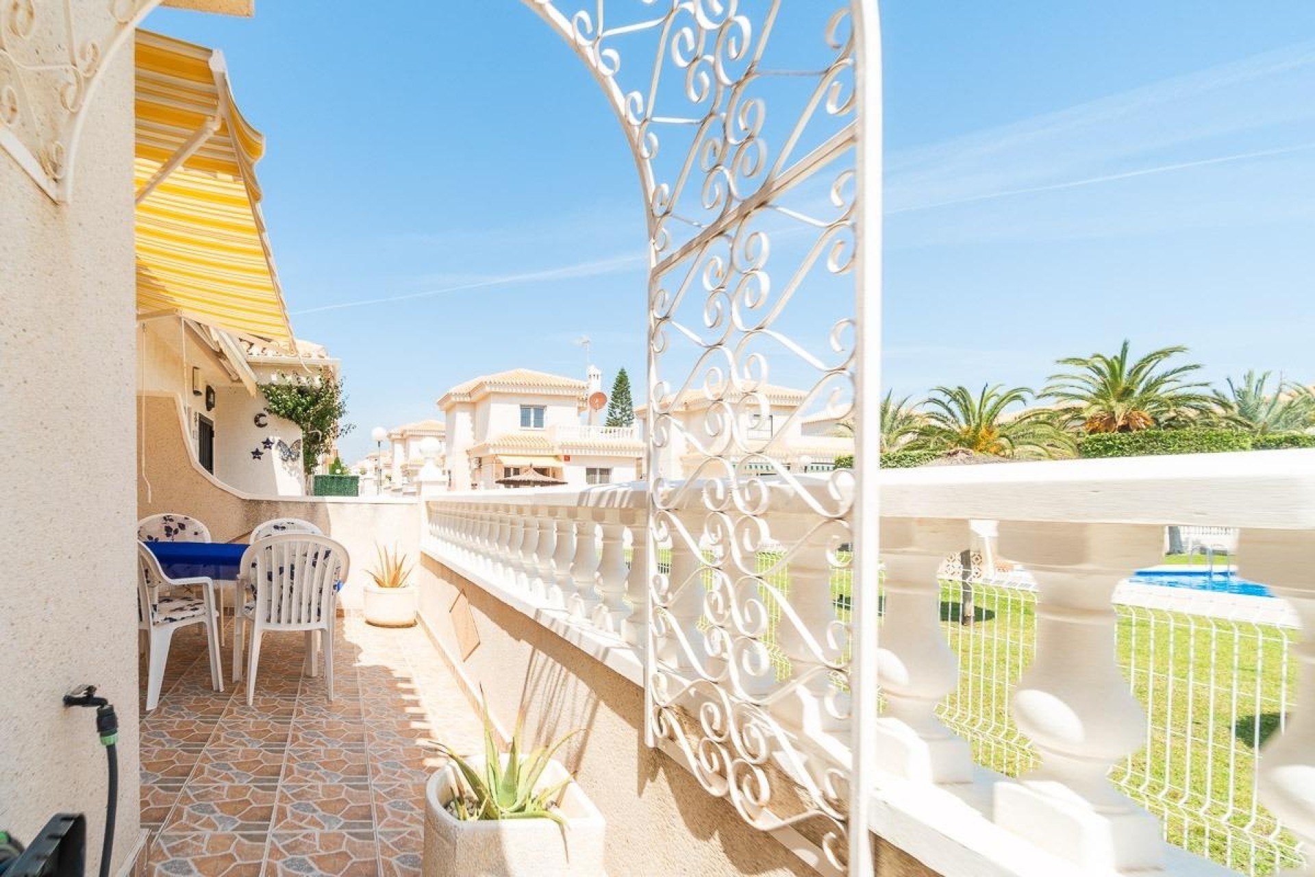 Resale - Villa -
Orihuela Costa - Playa Flamenca