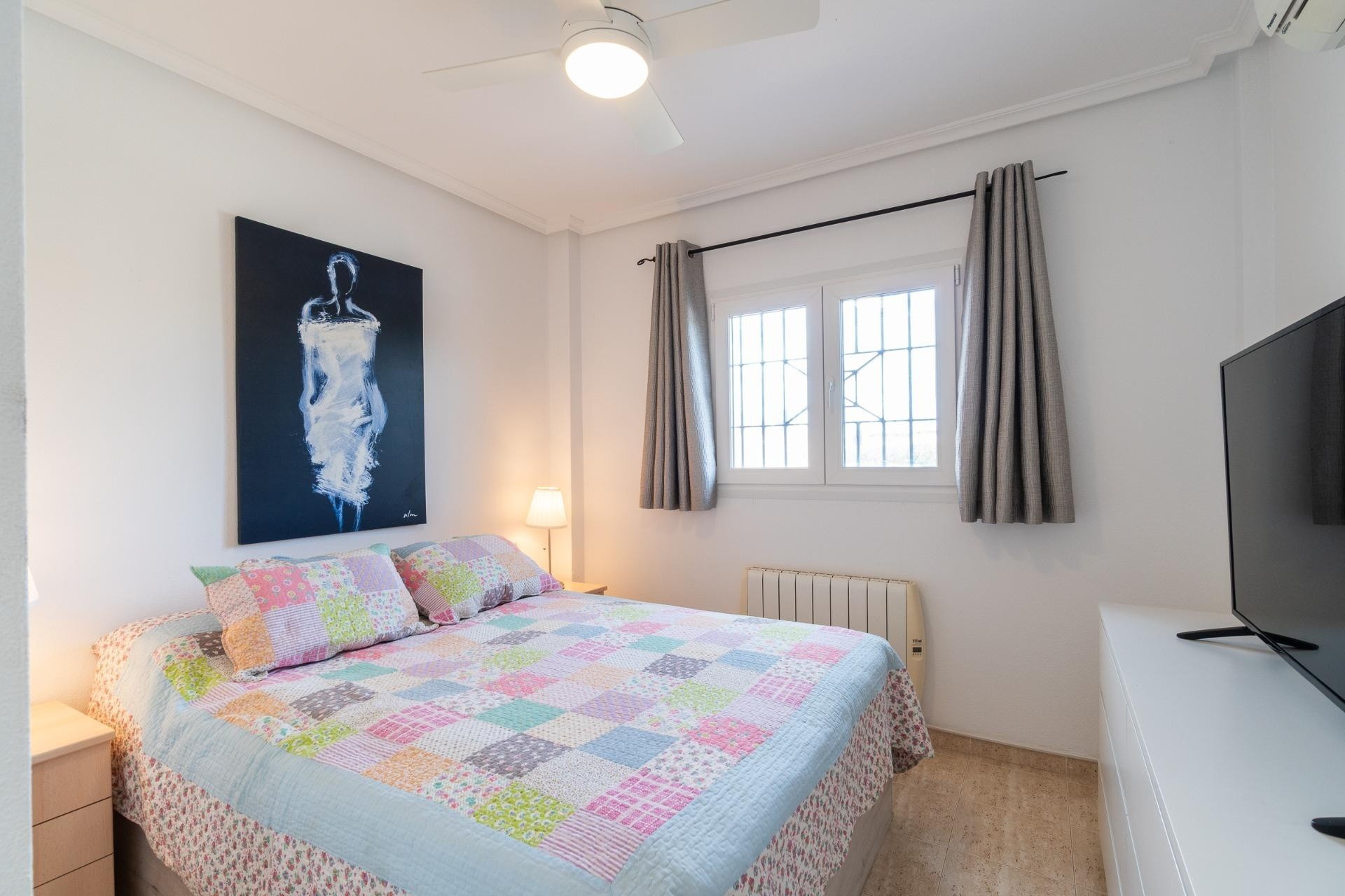 Resale - Villa -
Orihuela Costa - Zeniamar-Horizonte-La Campana