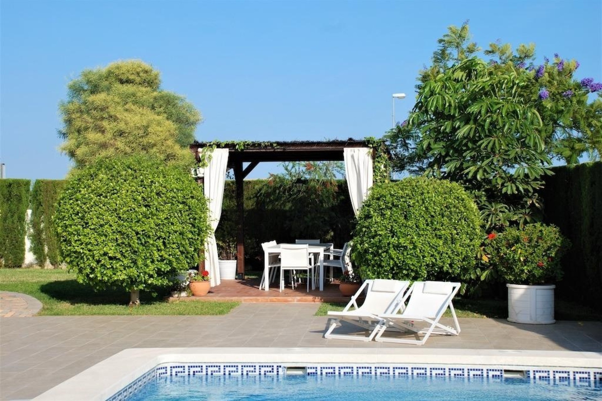 Resale - Villa -
Rojales - Centro de la Ciudad Quesada