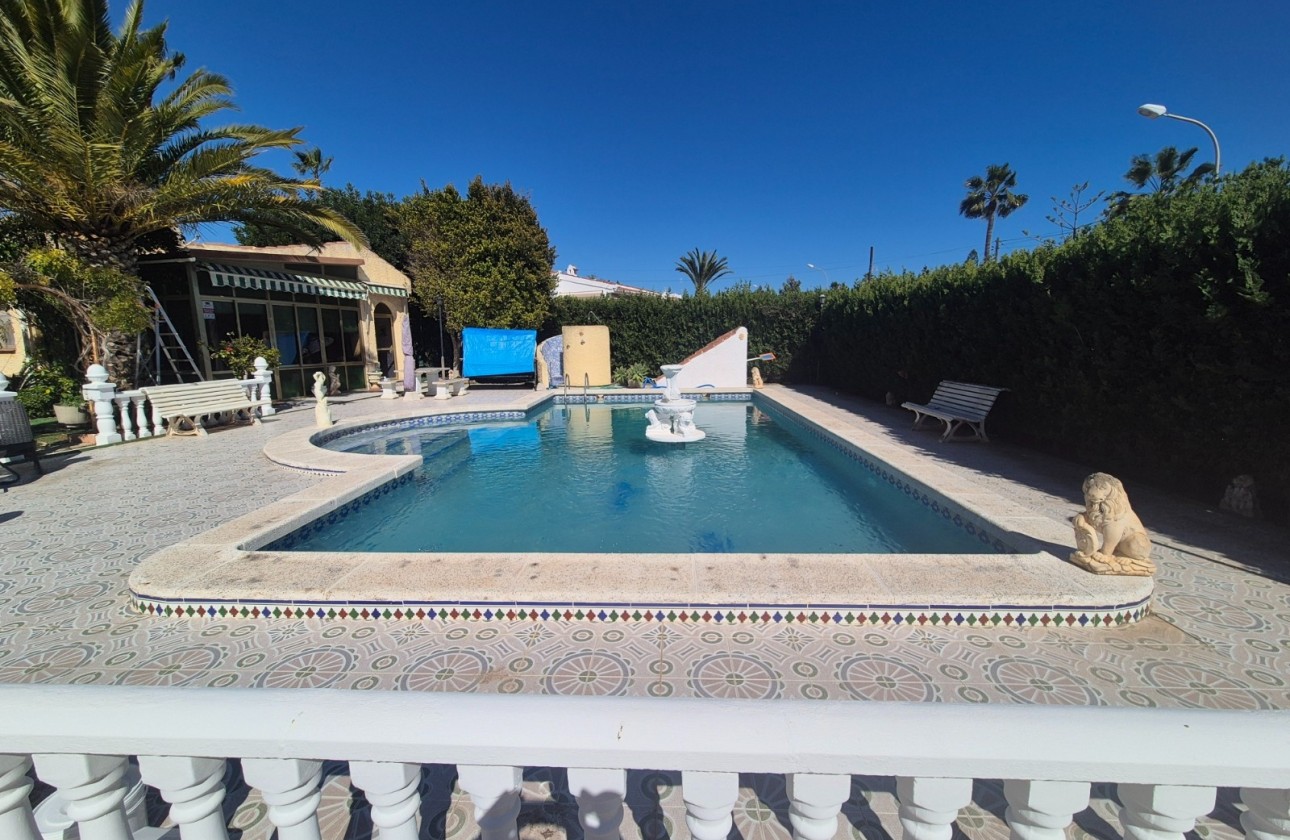 Resale - Villa -
Rojales - DOÑA PEPA - CIUDAD QUESADA