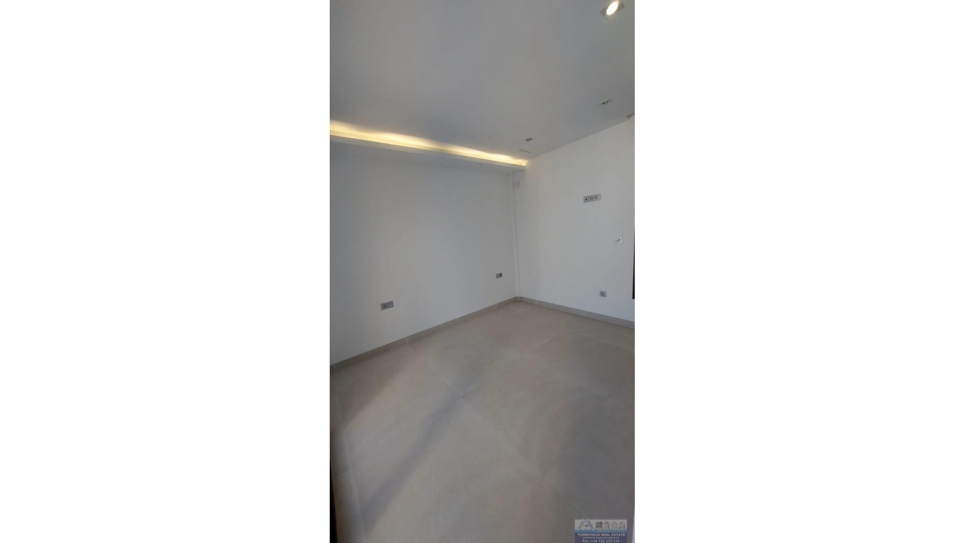 Resale - Villa -
Torrevieja - Los Balcones