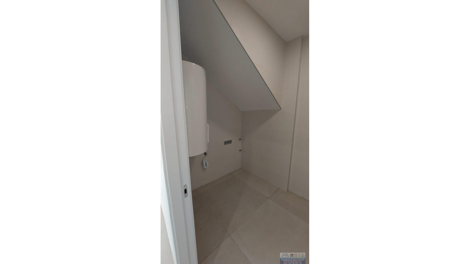 Resale - Villa -
Torrevieja - Los Balcones