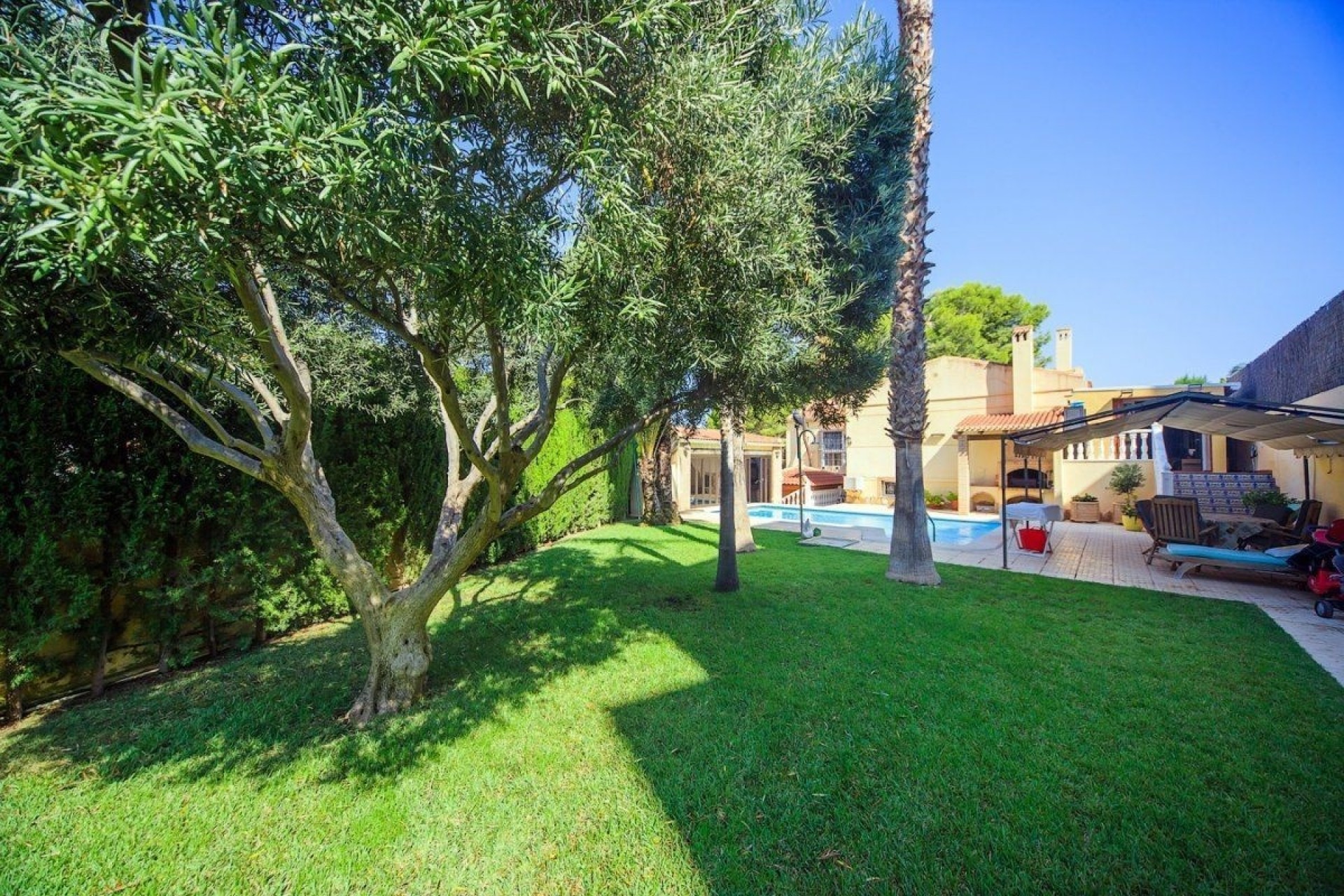 Resale - Villa -
Torrevieja - Los Balcones