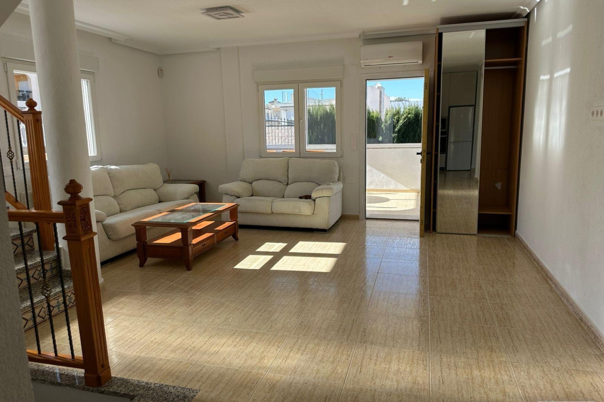 Resale - Villa -
Torrevieja - VILLAMARTIN