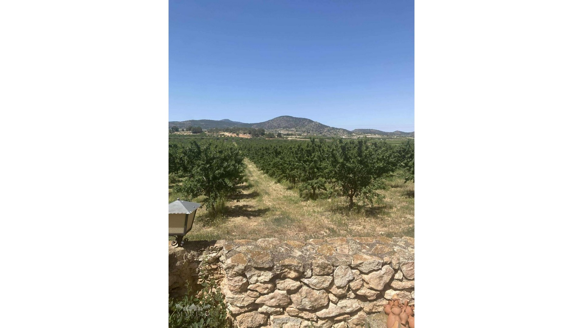 Resale - Villa -
Yecla - Yecla Murcia